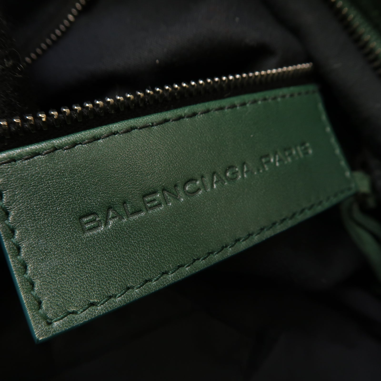BALENCIAGA 麂皮皮革The Velo銀扣手挽肩背兩用袋綠色