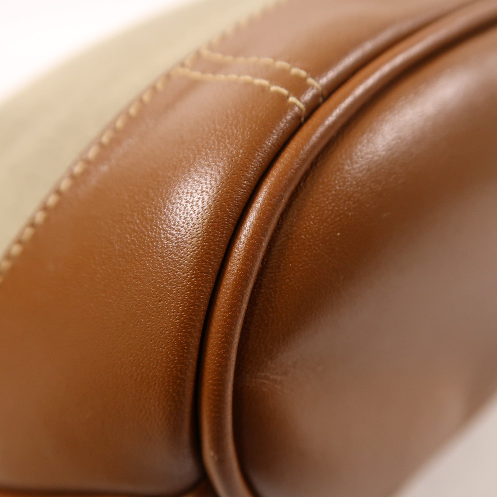 GUCCI 帆布Vintage Shoulder Bag銀扣肩背袋