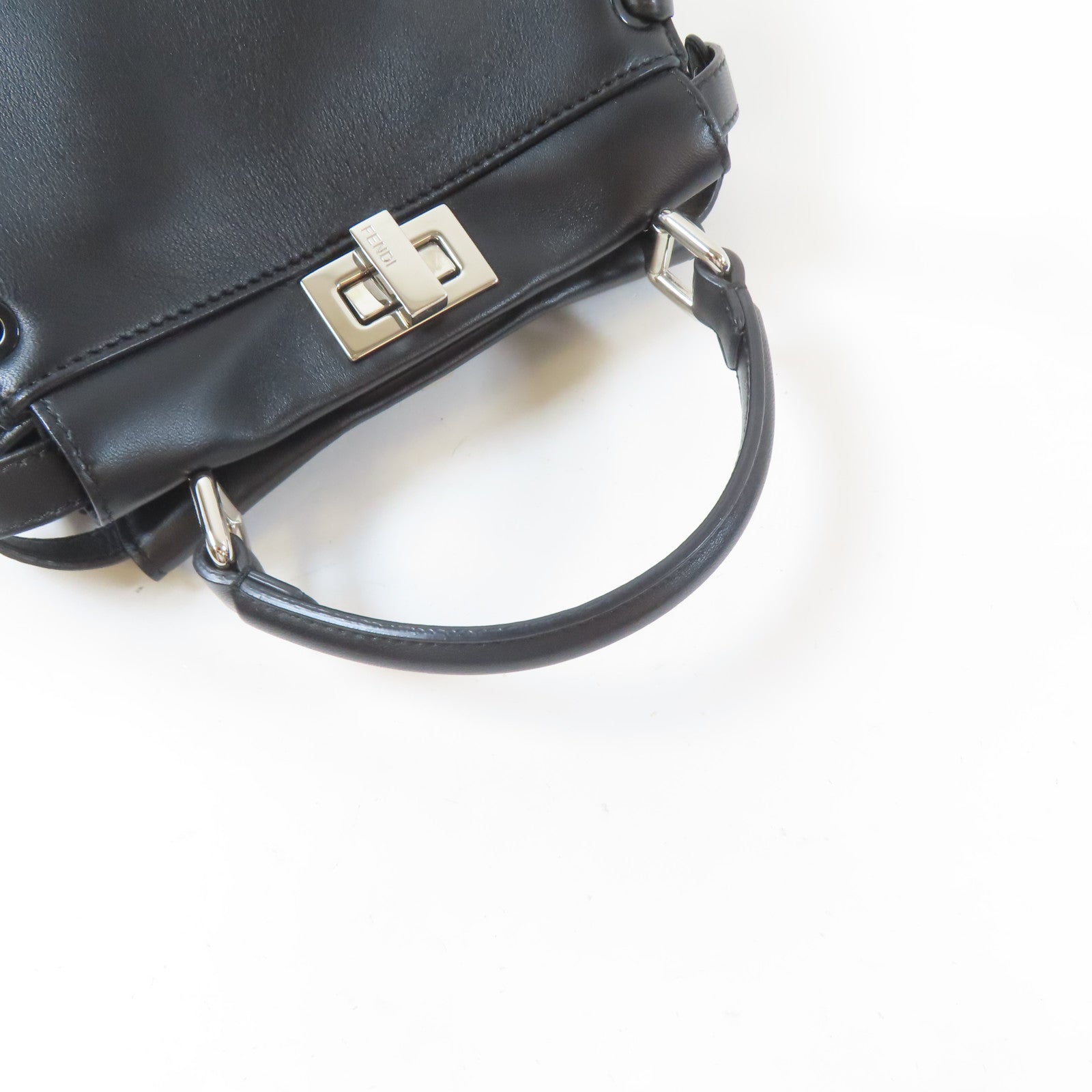 FENDI 牛皮皮革Peekaboo銀扣手挽肩背兩用袋黑色