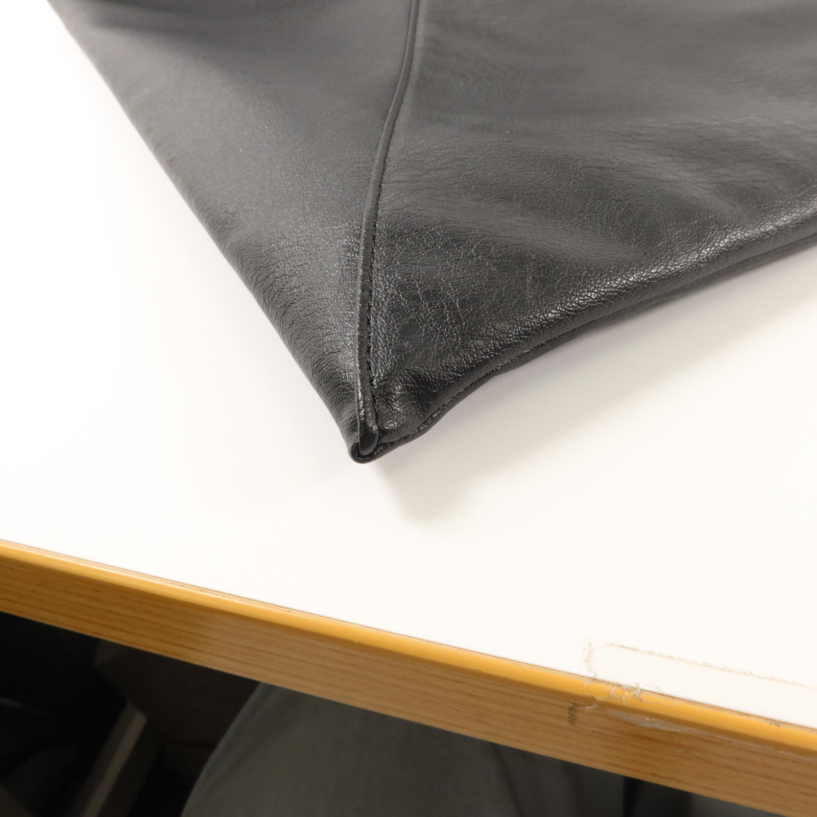 SELECTION 牛皮皮革MM6 Classic Japanese Bag M肩背袋