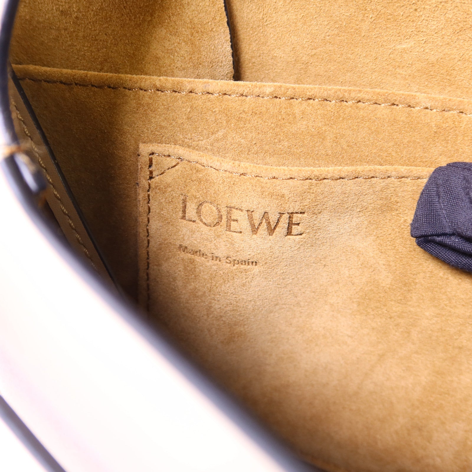 LOEWE 牛皮皮革Small Gate Bag金扣肩背袋