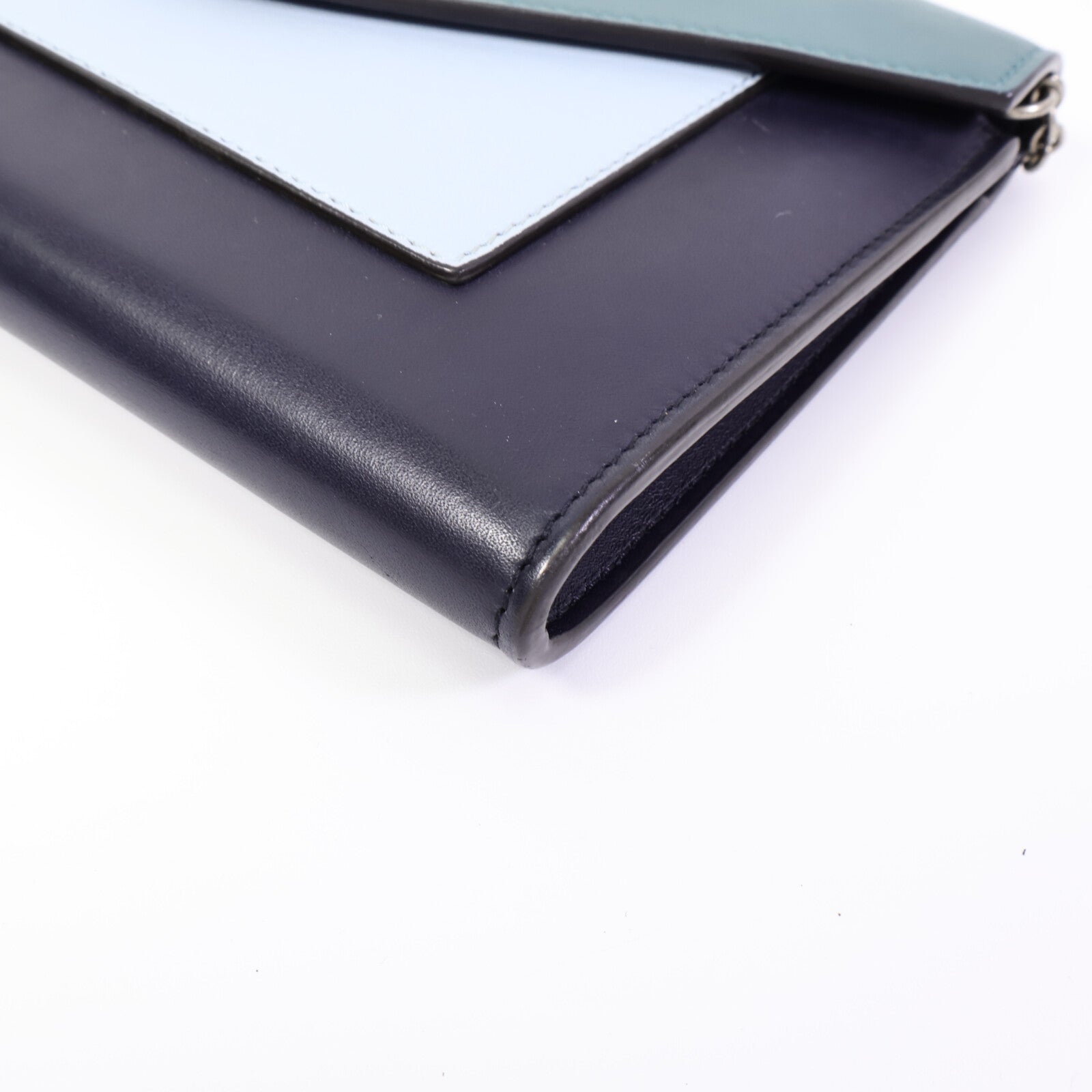 CELINE 牛皮皮革Wallet On Chain鏈帶肩背袋