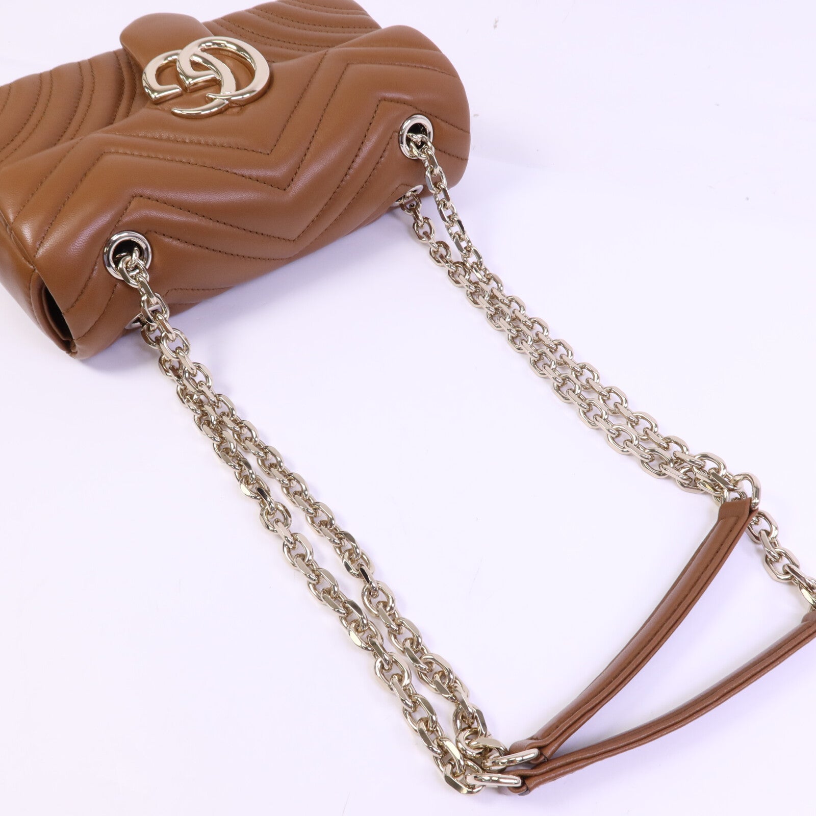 GUCCI 牛皮皮革GG Marmont金扣鏈帶肩背袋