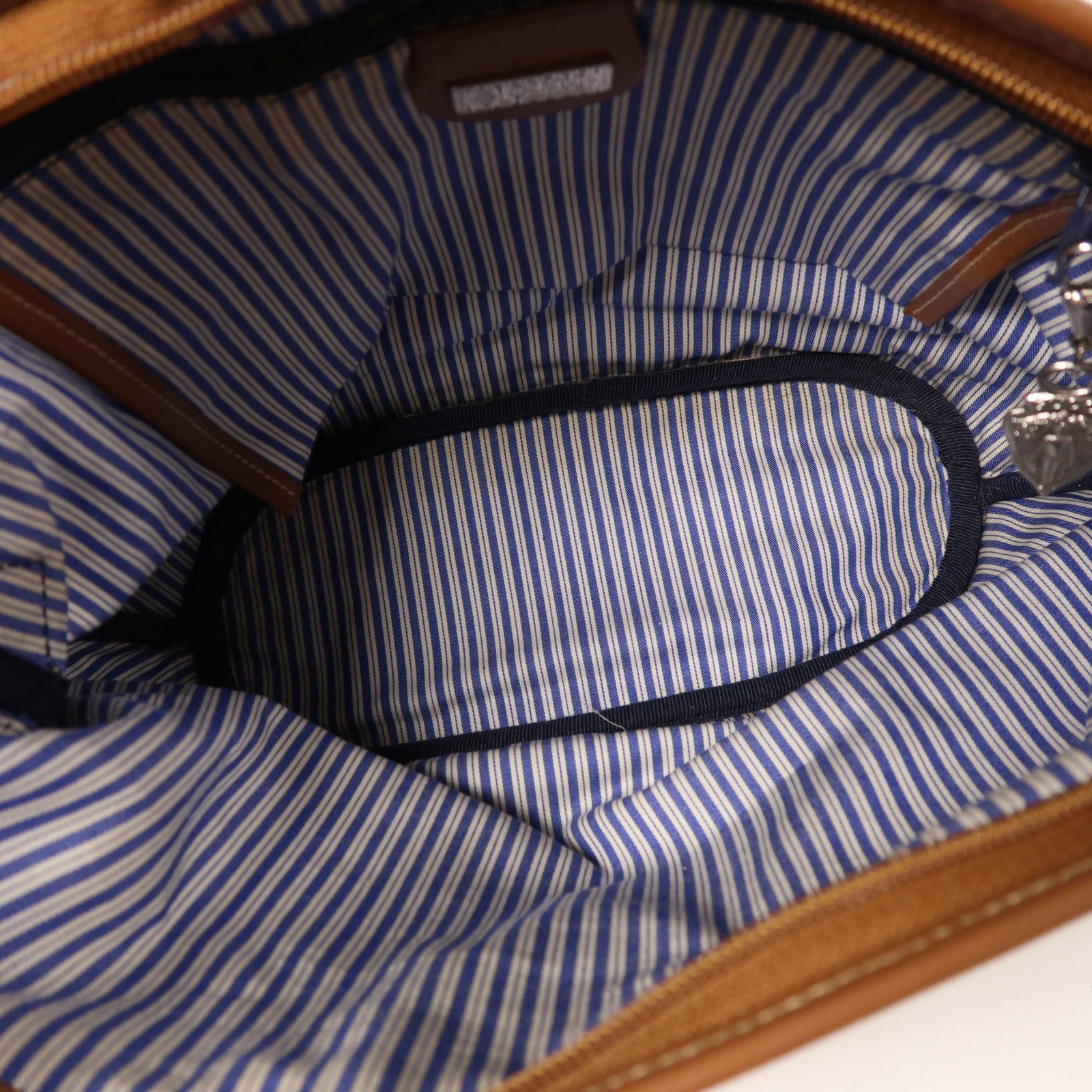 GUCCI 帆布Vintage Shoulder Bag銀扣肩背袋