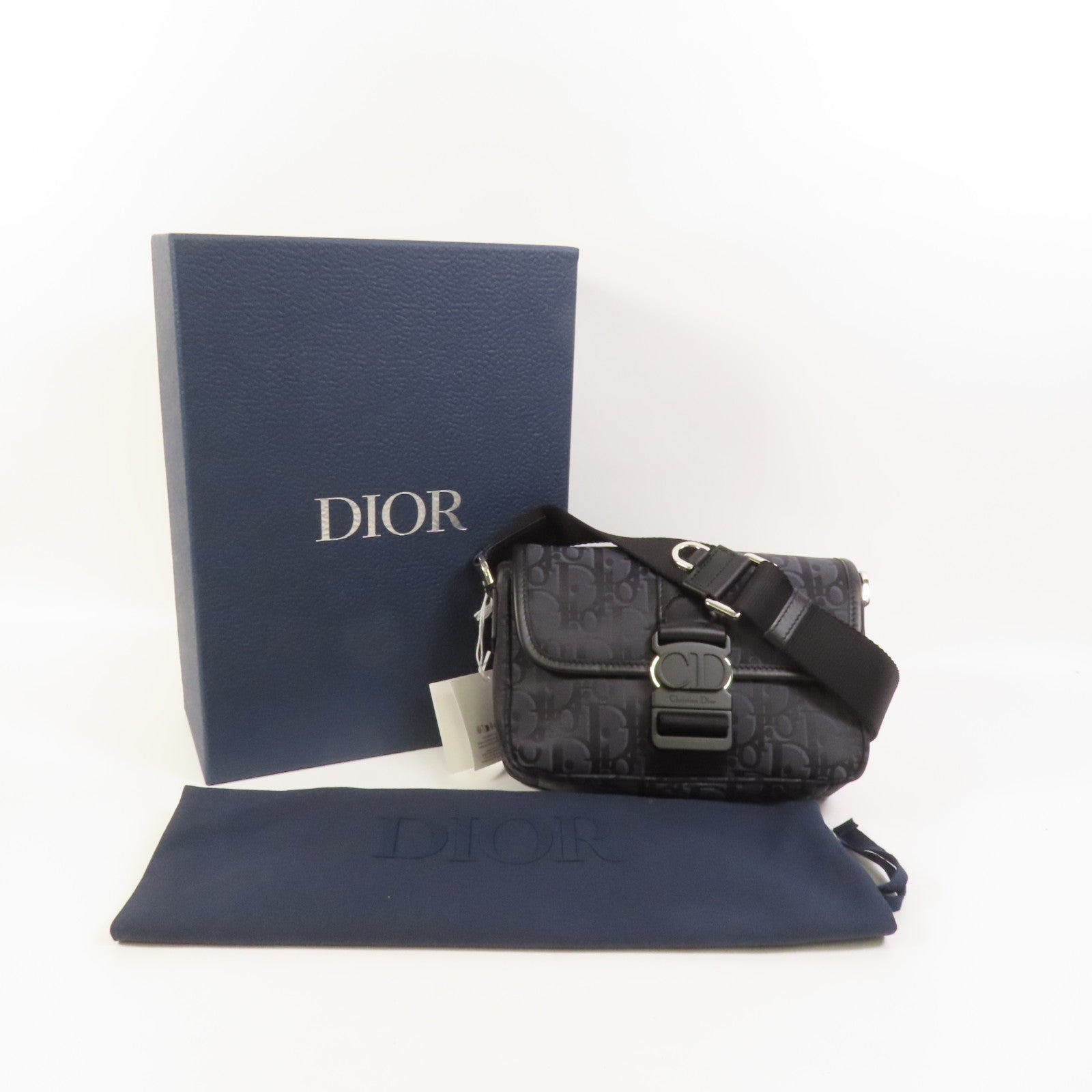 Dior 尼龍Dior Trek銀扣肩背袋