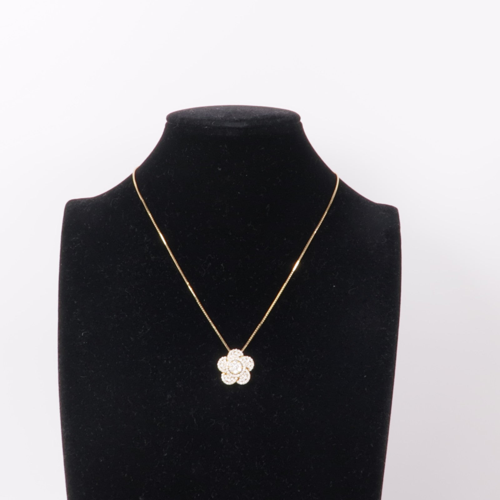 JEWELRY Diamond Necklace 18K Yellow Gold