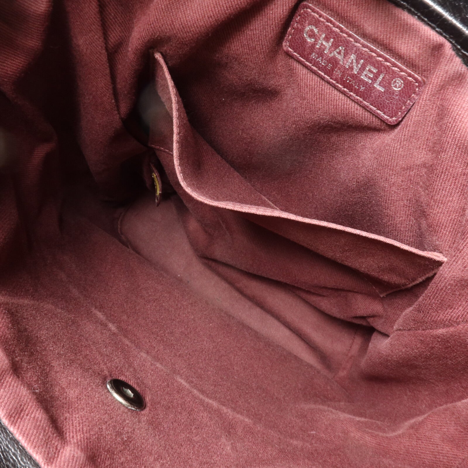 CHANEL 牛皮皮革Mountain Backpack Small鏈帶背包
