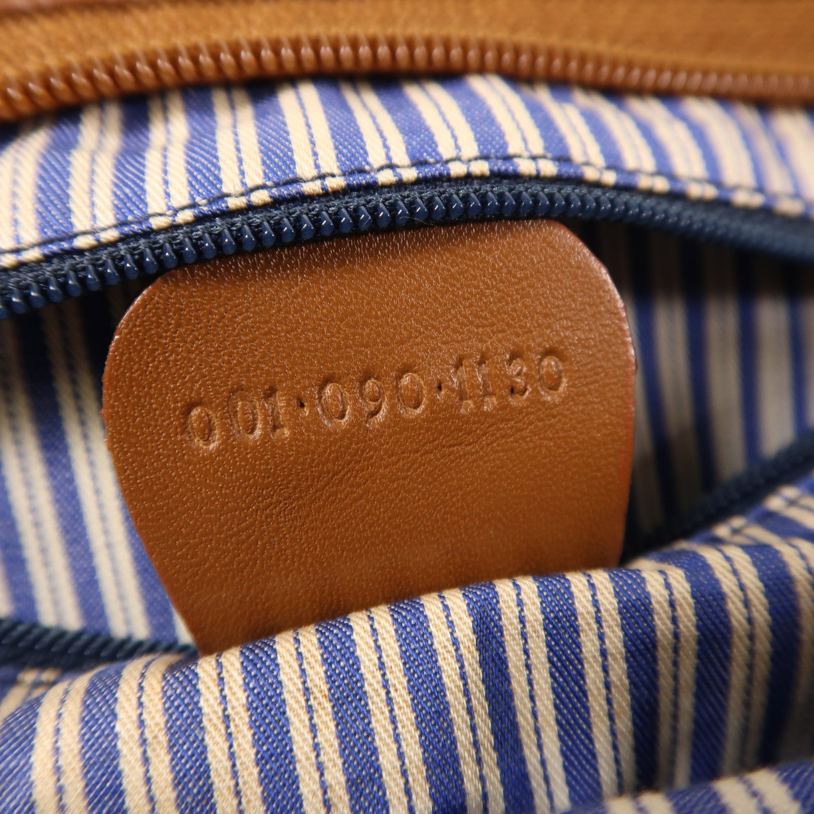 GUCCI 帆布Vintage Shoulder Bag銀扣肩背袋