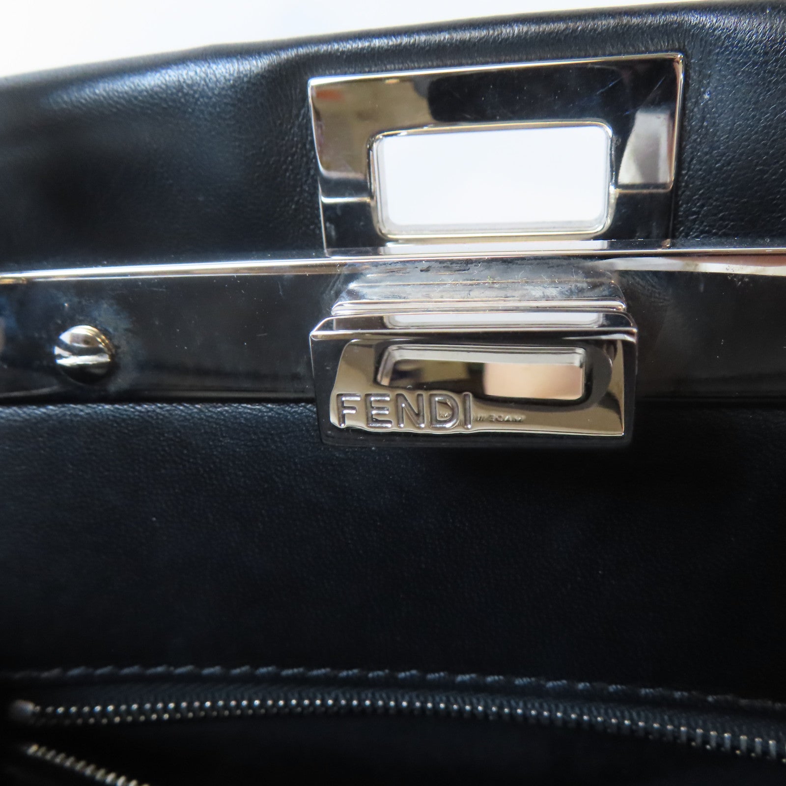 FENDI 牛皮皮革Peekaboo銀扣手挽肩背兩用袋黑色