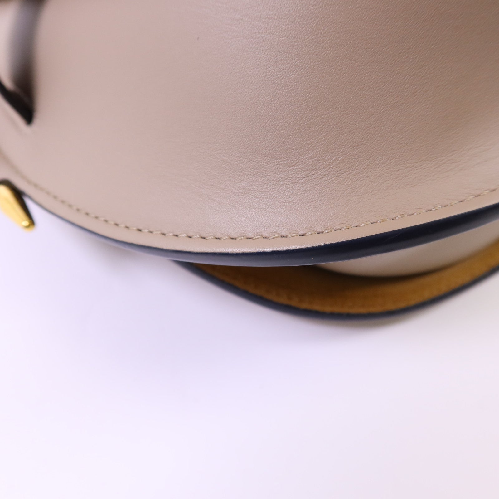 LOEWE 牛皮皮革Small Gate Bag金扣肩背袋