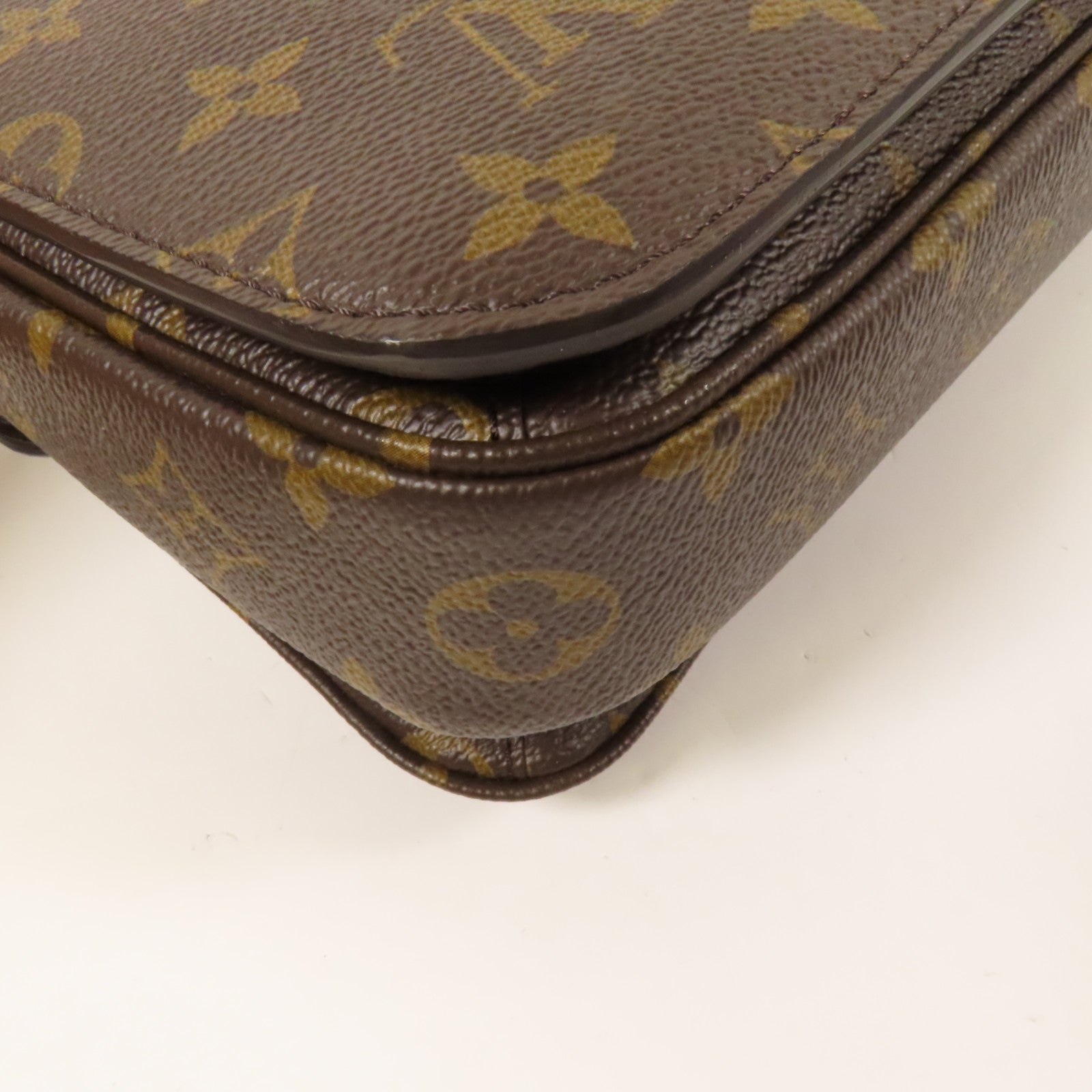 LOUIS VUITTON Monogram Pochette Metis MM金扣手挽肩背兩用袋