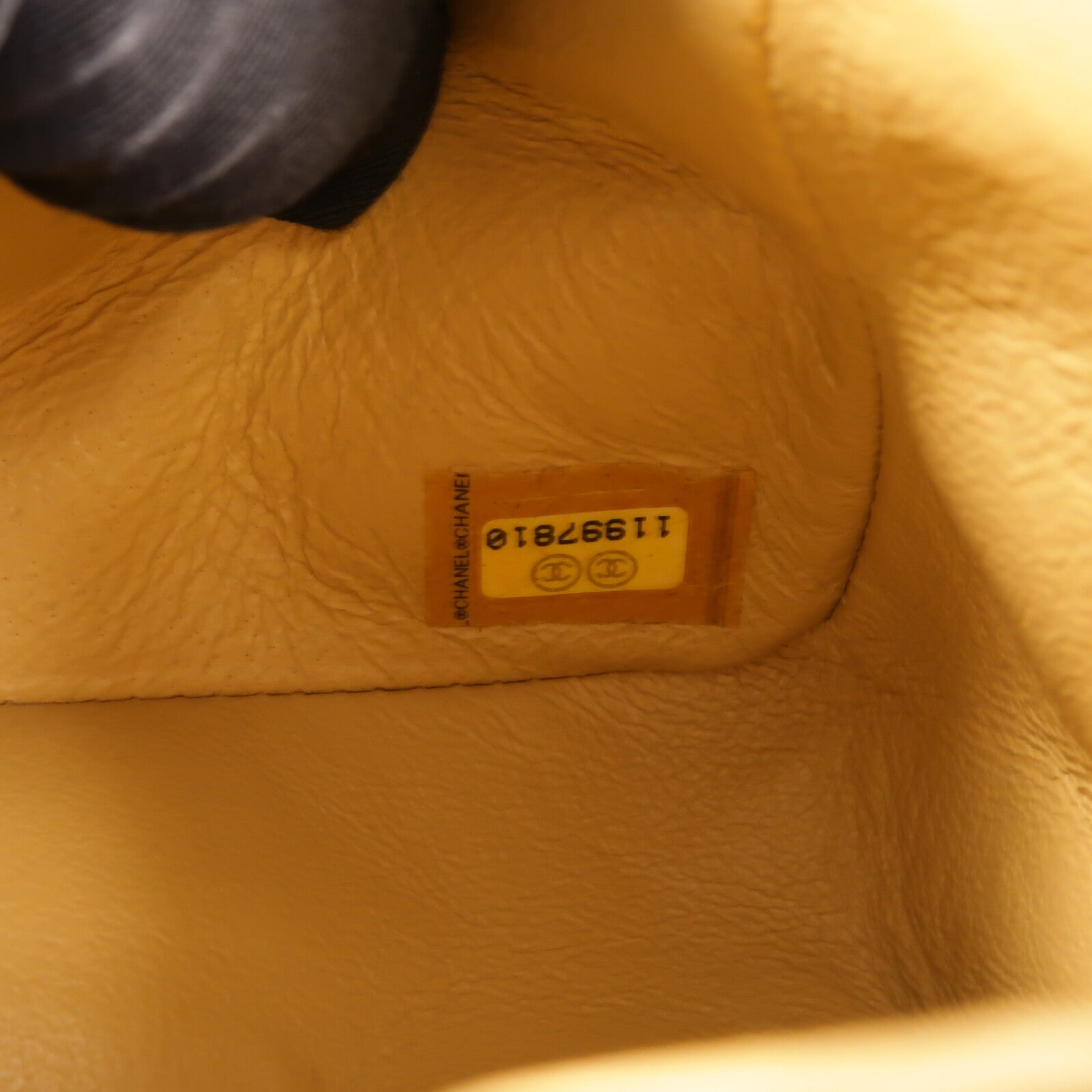 CHANEL 羊皮皮革Chain Shoulder金扣鏈帶肩背袋