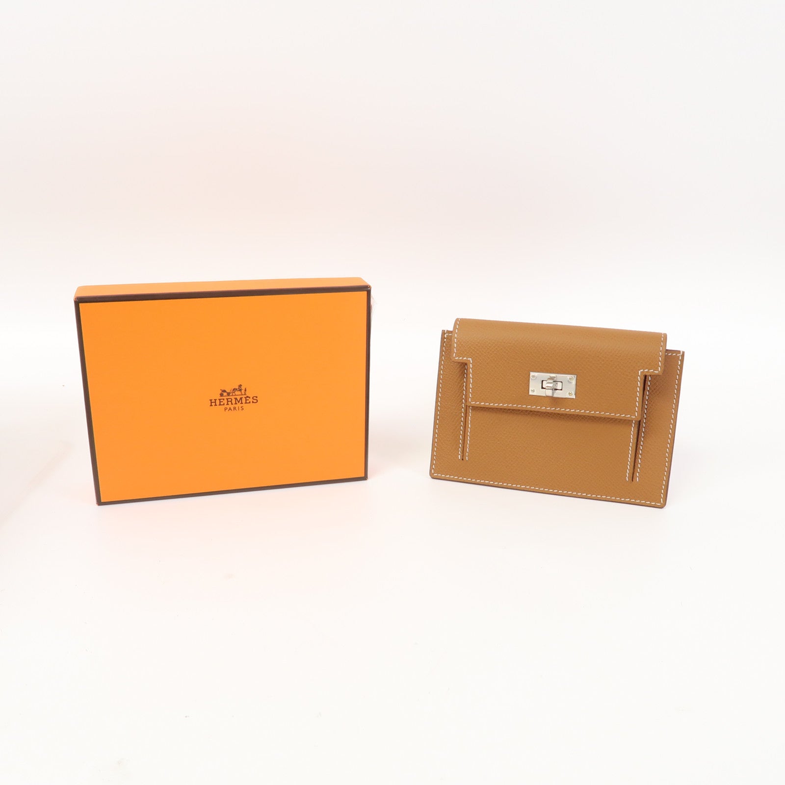 HERMES Epsom皮革Kelly Pocket Compact Wallet銀扣錢包經典駝色