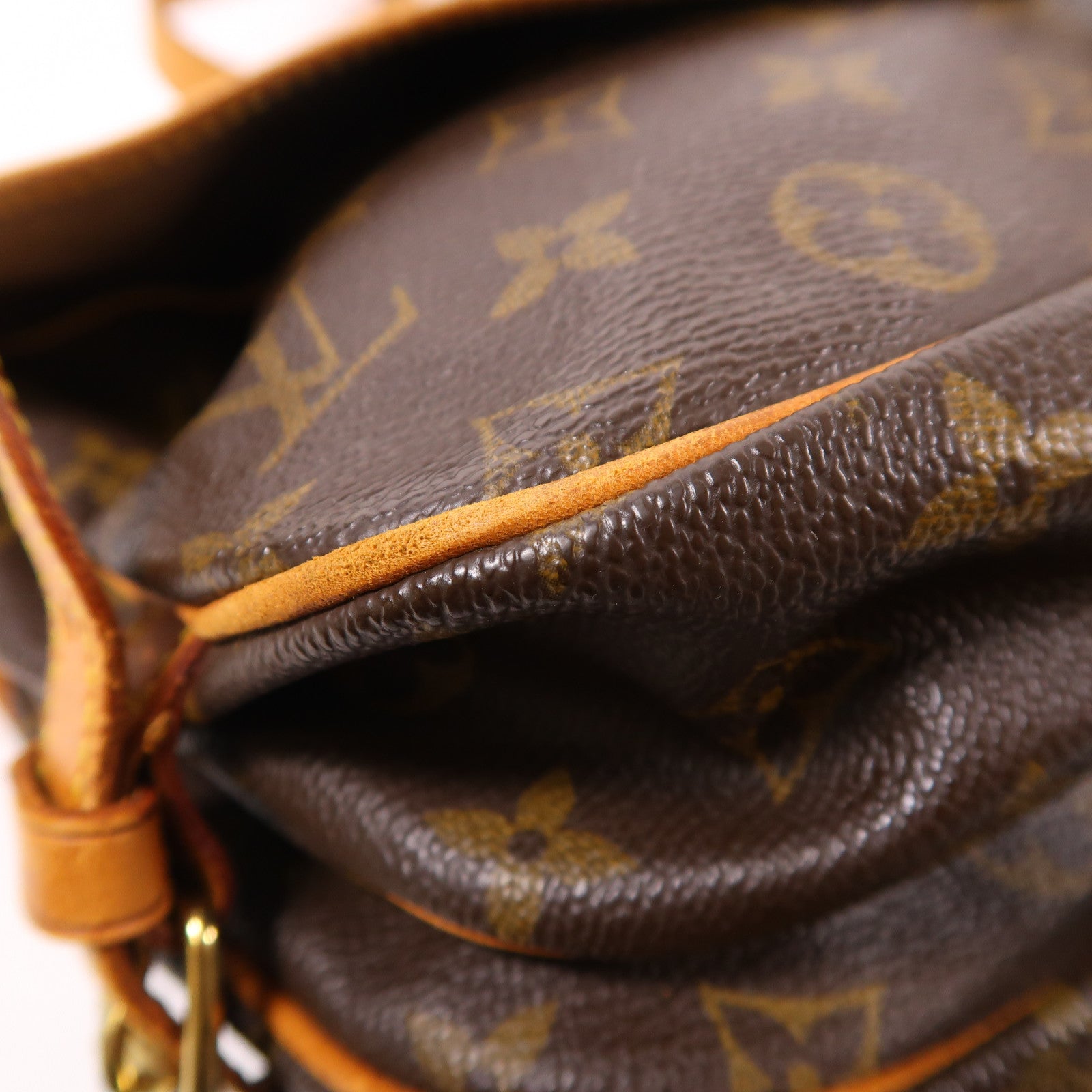LOUIS VUITTON Monogram Saumur 30金扣肩背袋棕色