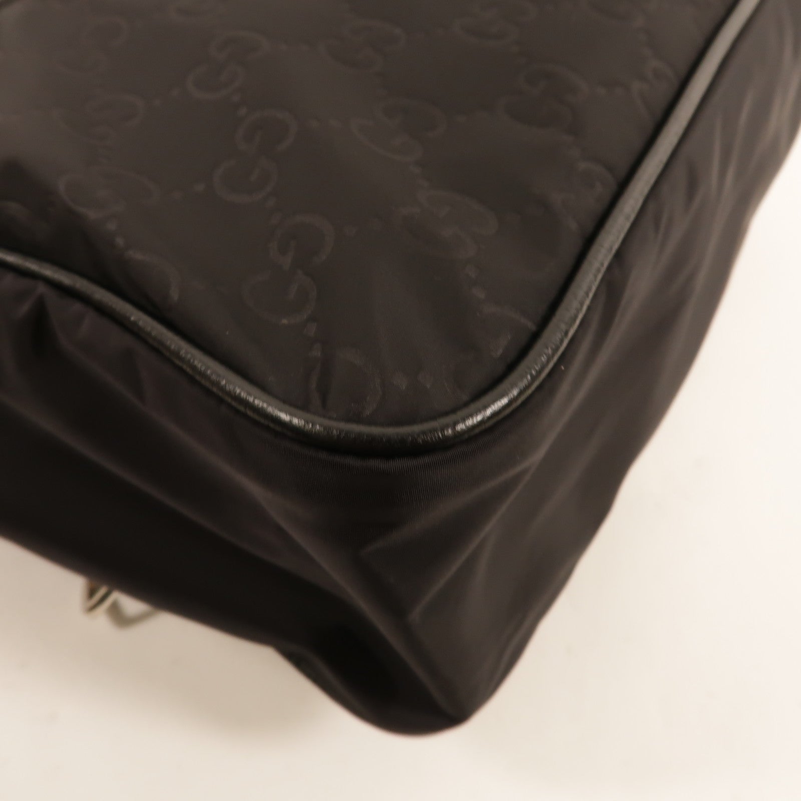 GUCCI 尼龍/牛皮皮革GG Nylon Messenger Bag肩背袋