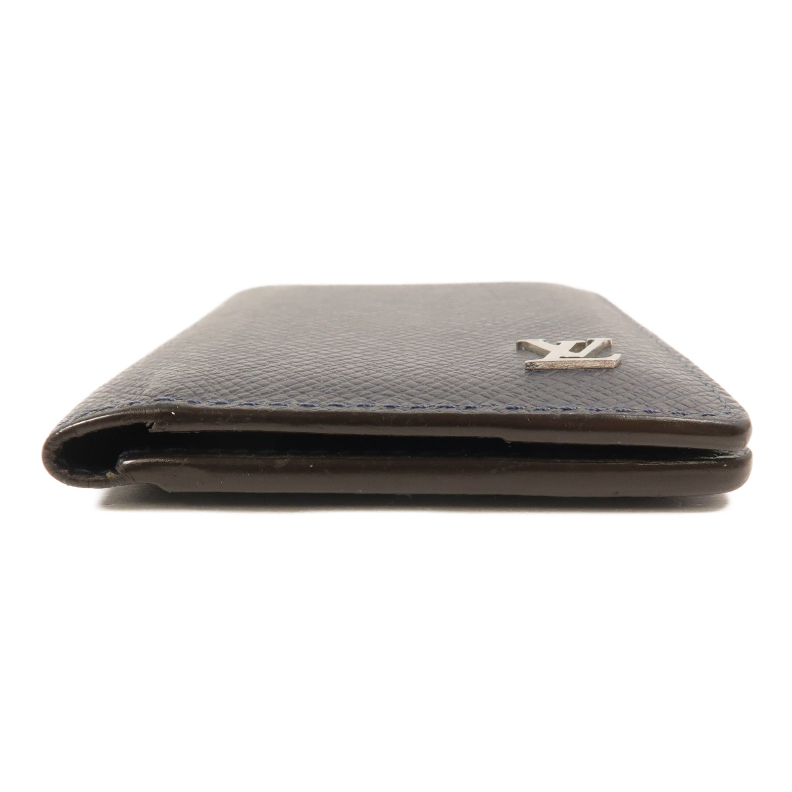 LOUIS VUITTON Taiga Pocket Organizer Card Holder卡片套