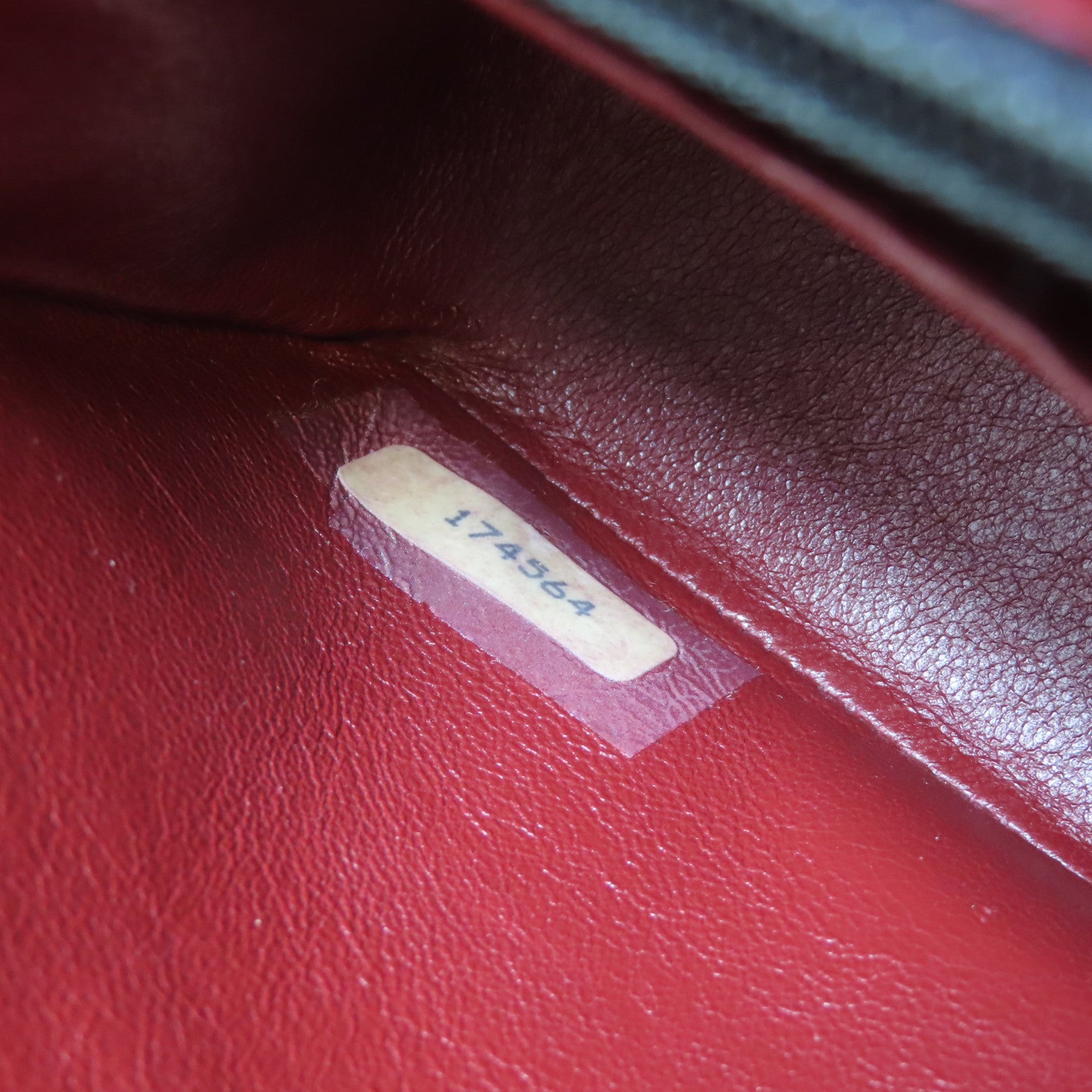 CHANEL 菱格牛皮皮革Chain Shoulder Bag金扣鏈帶肩背袋黑色