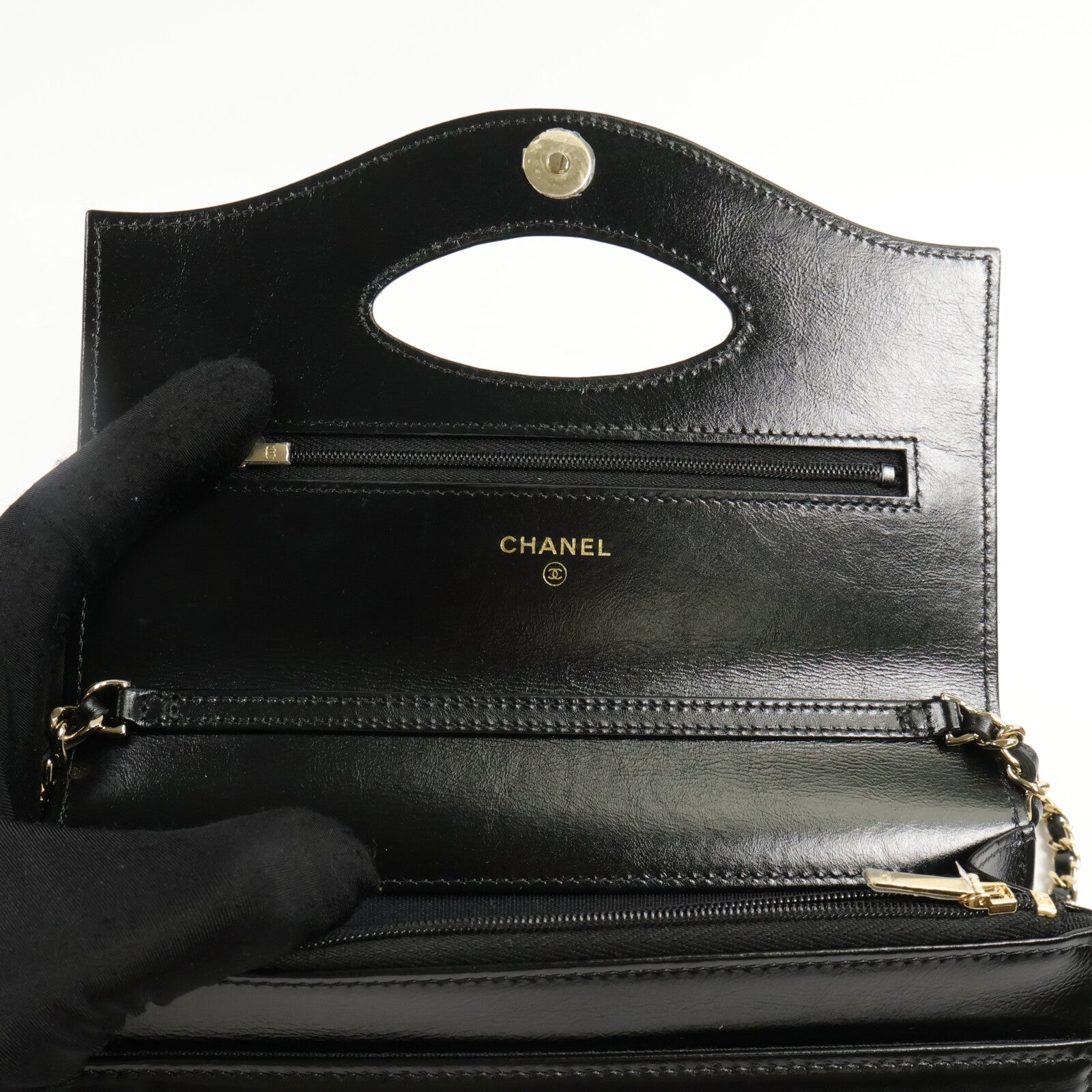 CHANEL 牛皮皮革Chanel 31 WOC鏈帶肩背袋