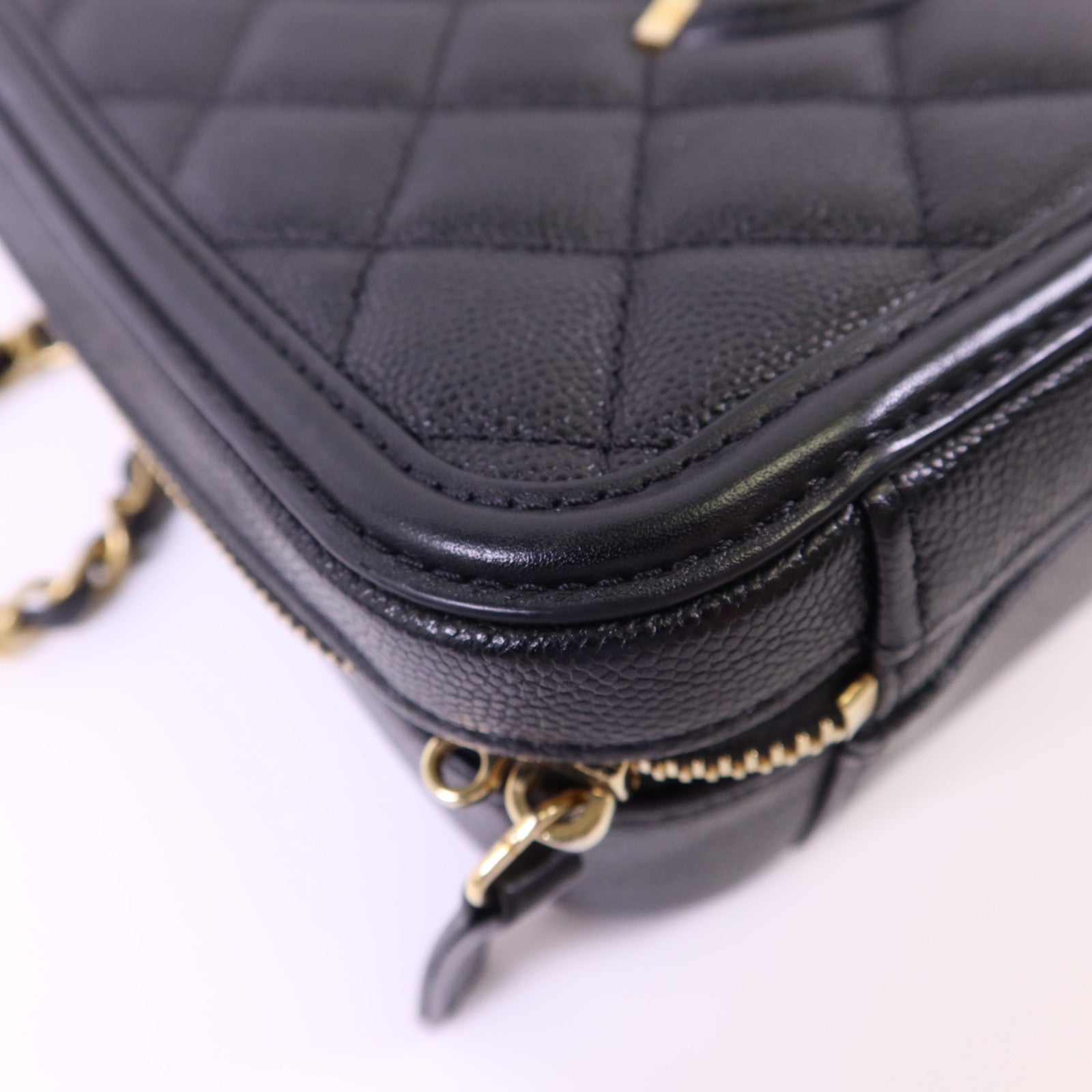 CHANEL 牛皮皮革Vanity Case Bag金扣手挽肩背兩用袋