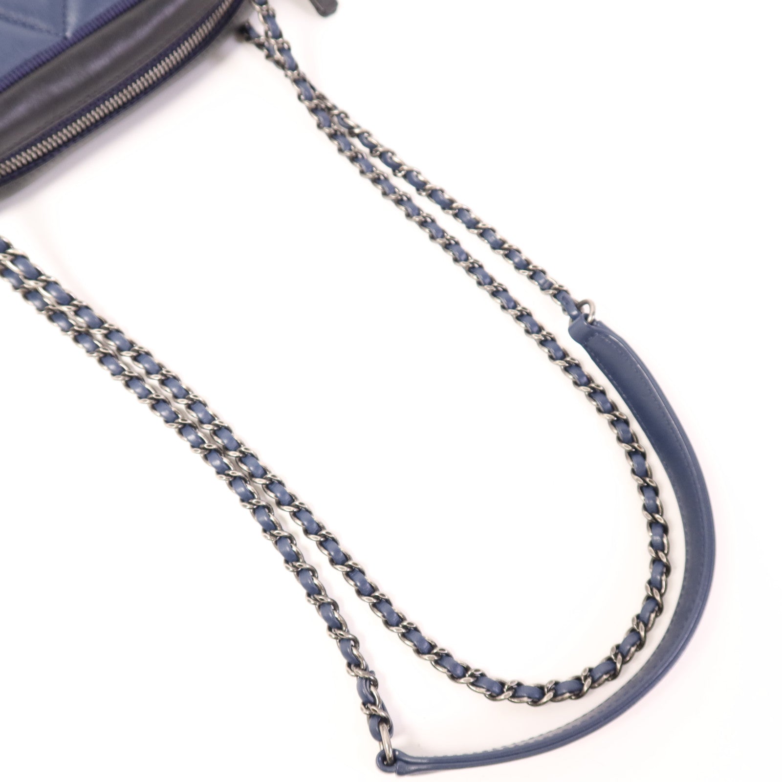 CHANEL 牛皮皮革Chain Shoulder Bag銀扣鏈帶肩背袋