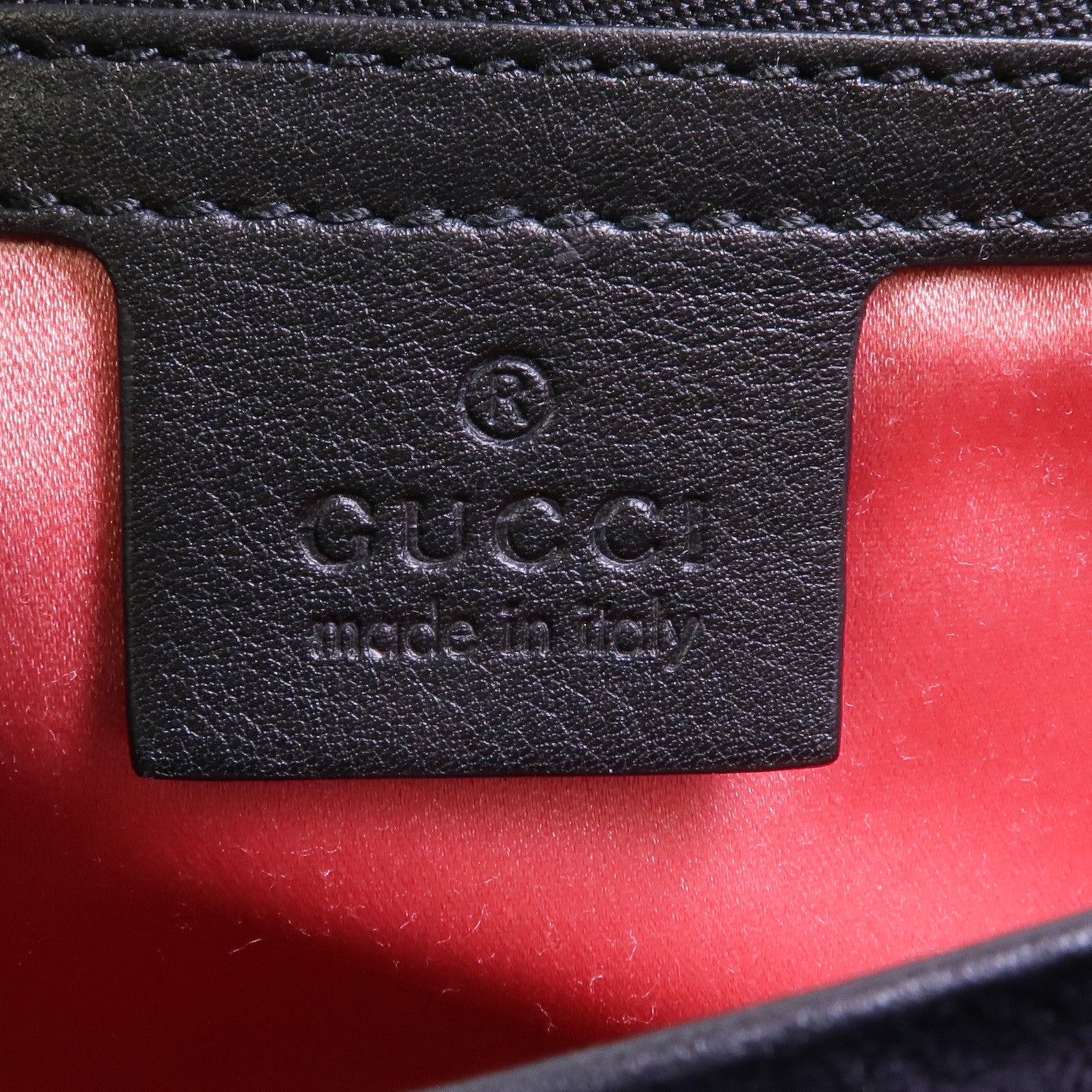 GUCCI 天鵝絨GG Marmont金扣鏈帶肩背袋
