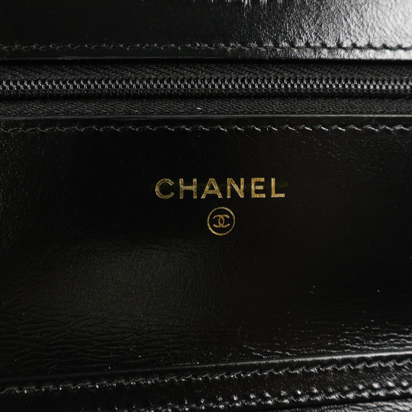CHANEL 牛皮皮革Chanel 31 WOC鏈帶肩背袋