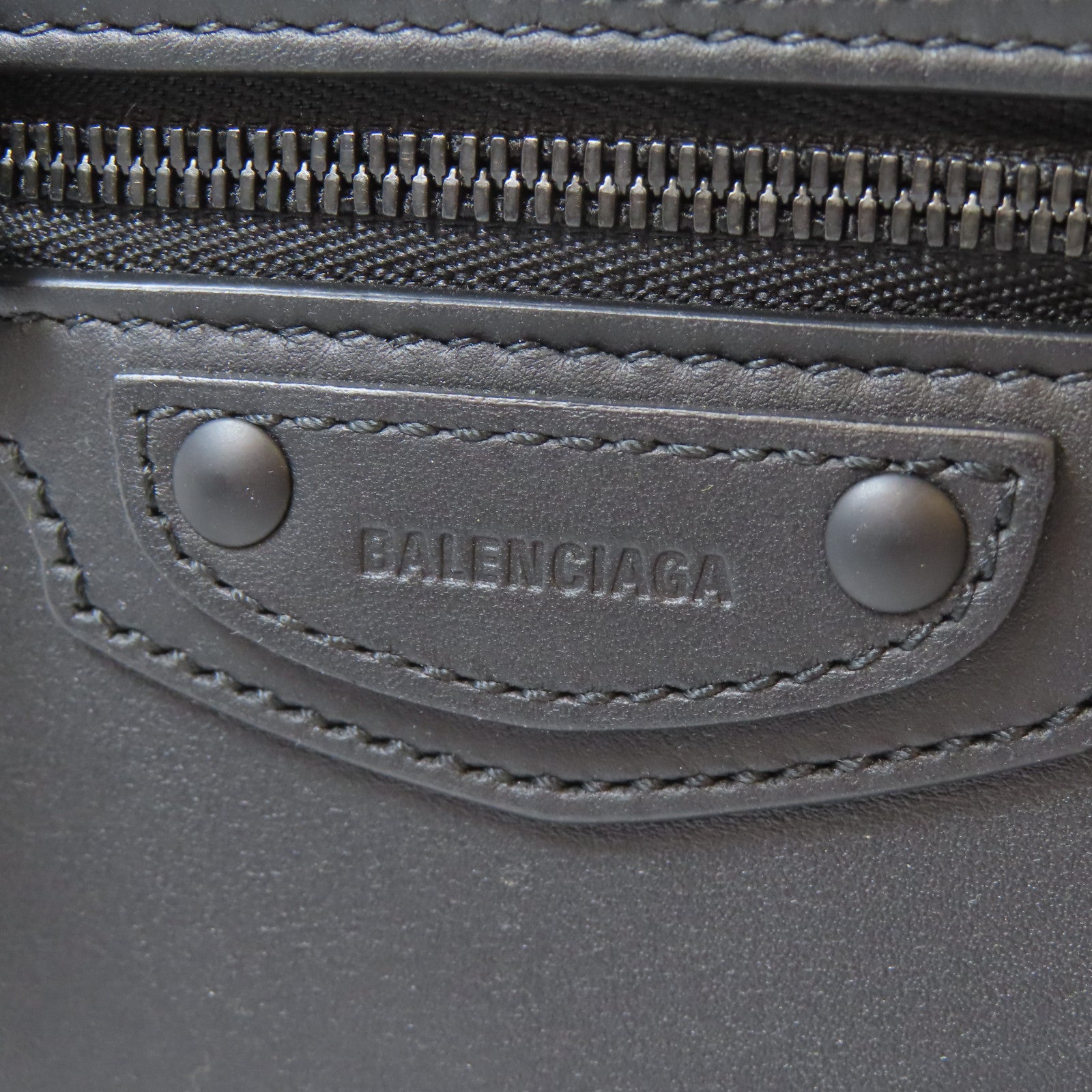 BALENCIAGA 【激減優惠】牛皮皮革Neo Classic黑扣手挽肩背兩用袋黑色