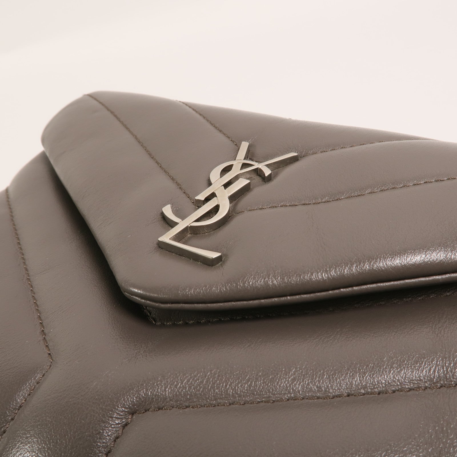 SAINT LAURENT 牛皮皮革Loulou Toy肩背袋