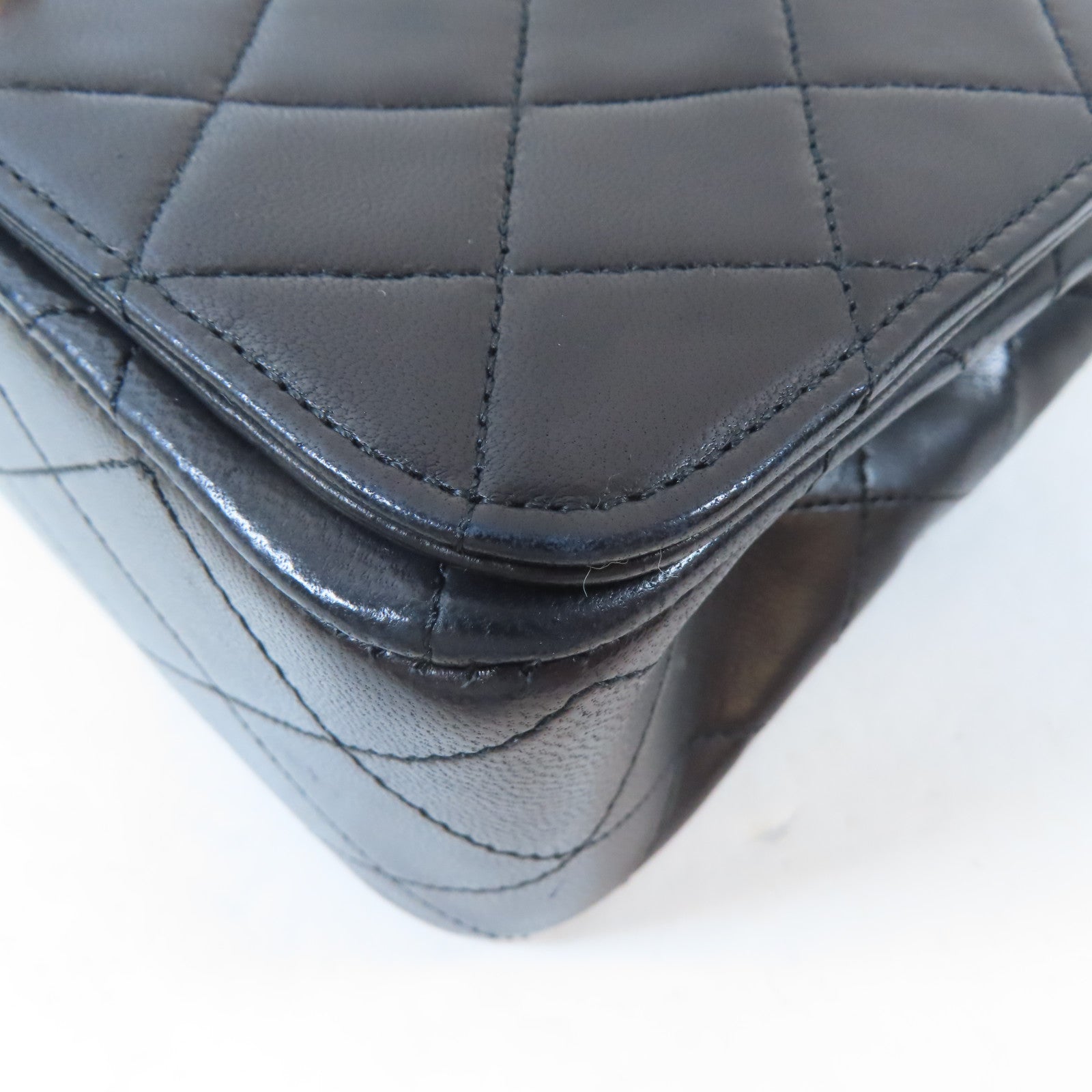 CHANEL 菱格牛皮皮革Chain Shoulder Bag金扣鏈帶肩背袋黑色