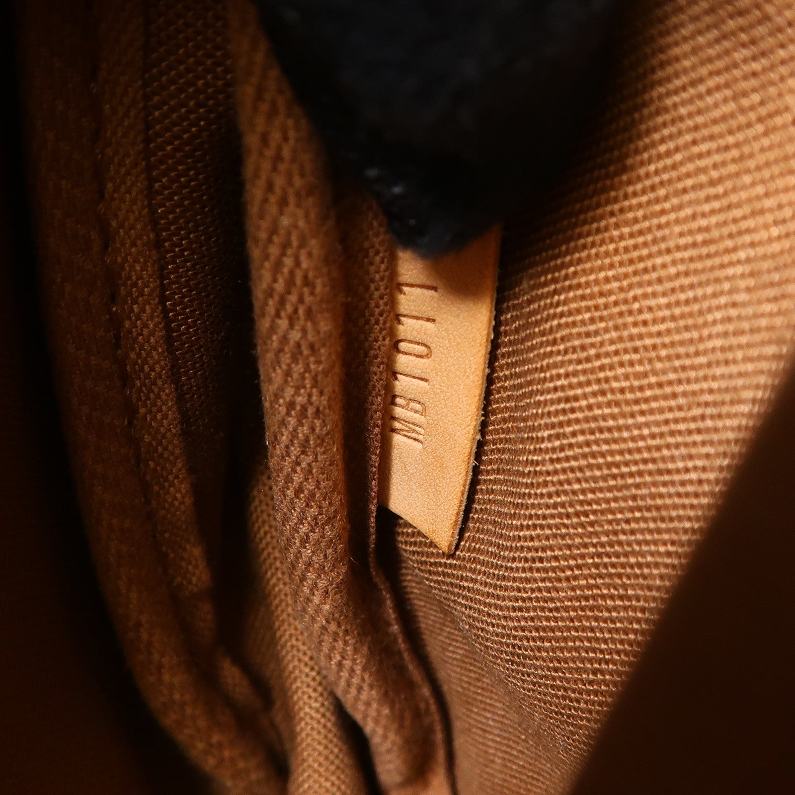 LOUIS VUITTON Monogram Saumur 30金扣肩背袋棕色