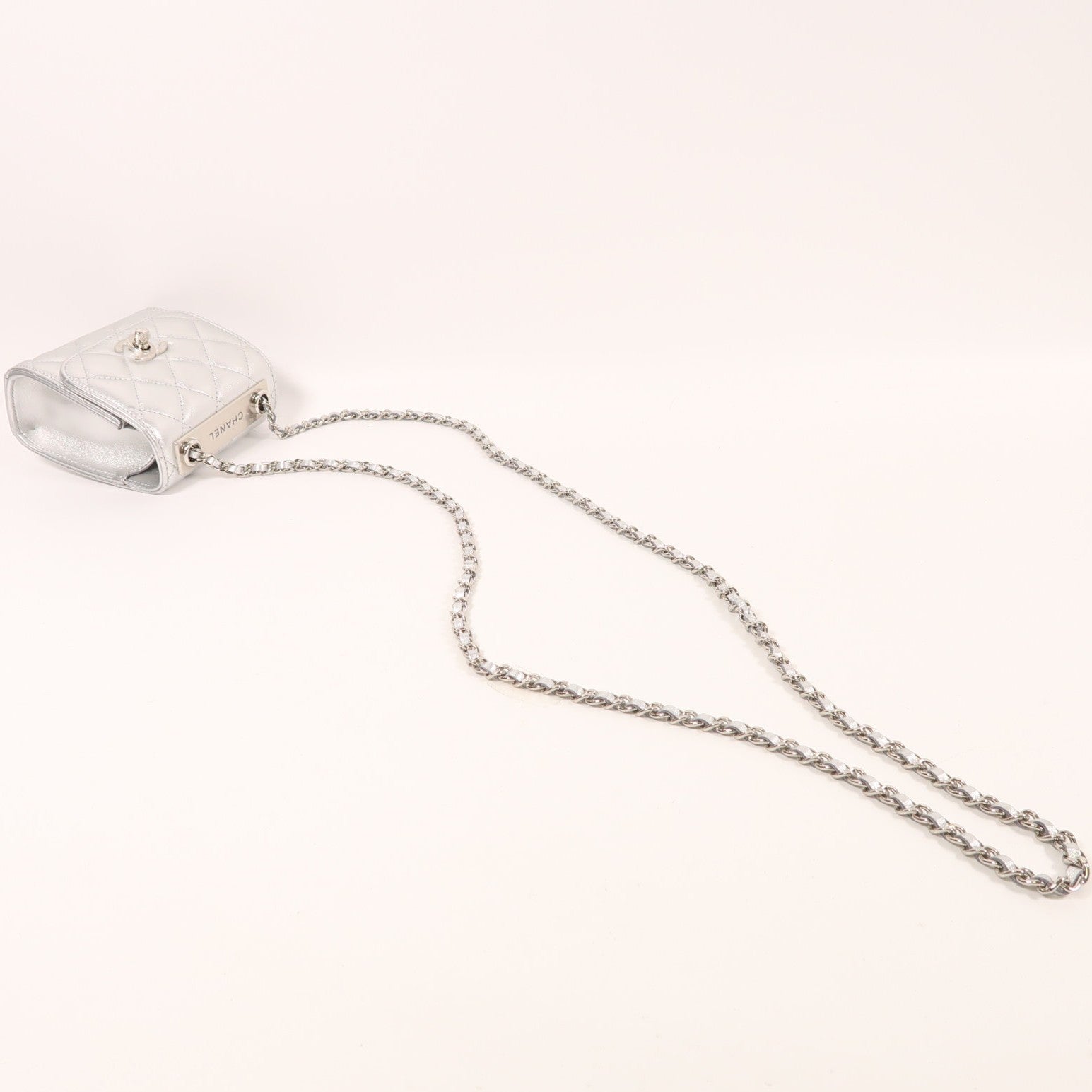 CHANEL 羊皮皮革Micro Trendy CC銀扣鏈帶肩背袋