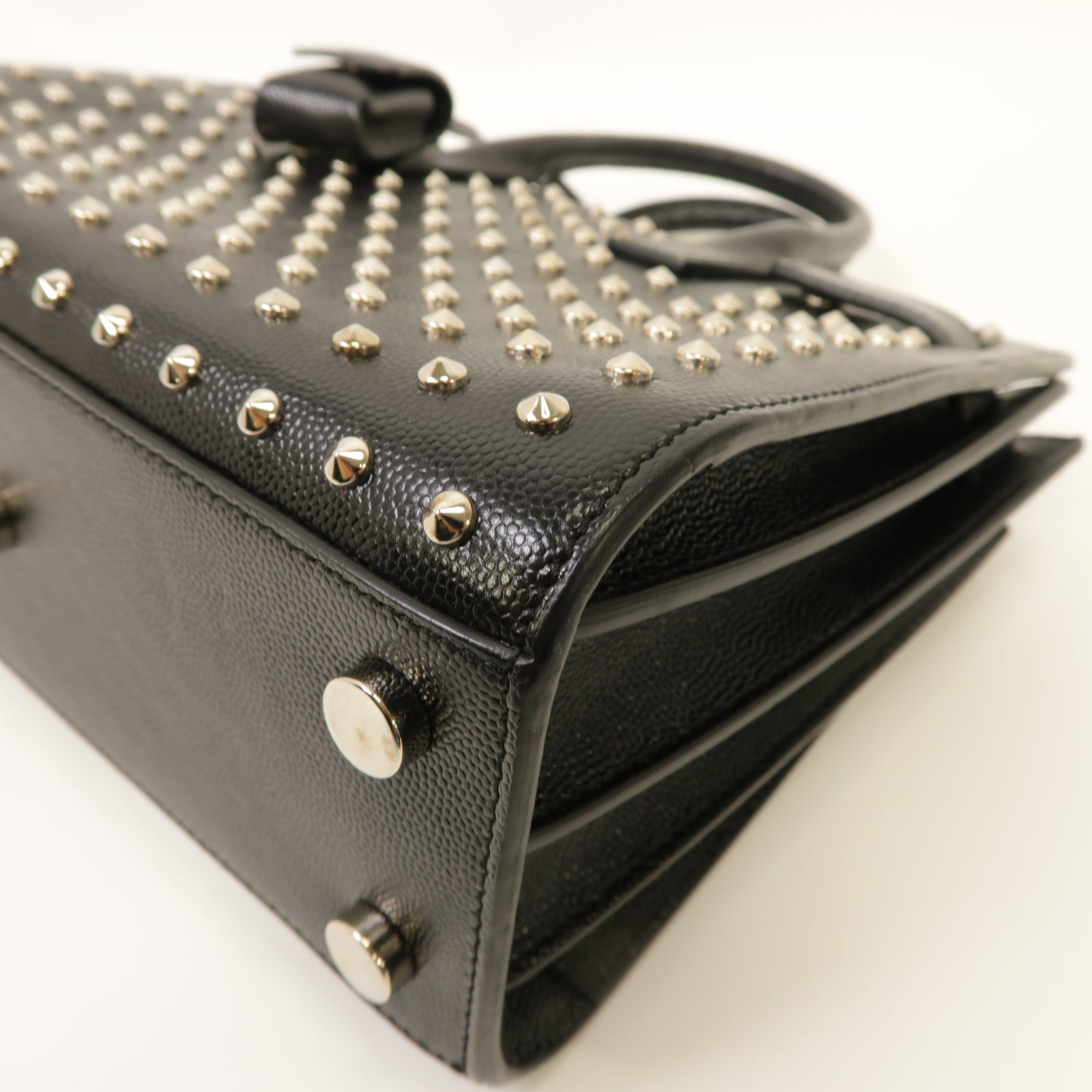 SAINT LAURENT 【激減優惠】牛皮皮革Nano Studded Sac de Jour銀扣手挽肩背兩用袋黑色