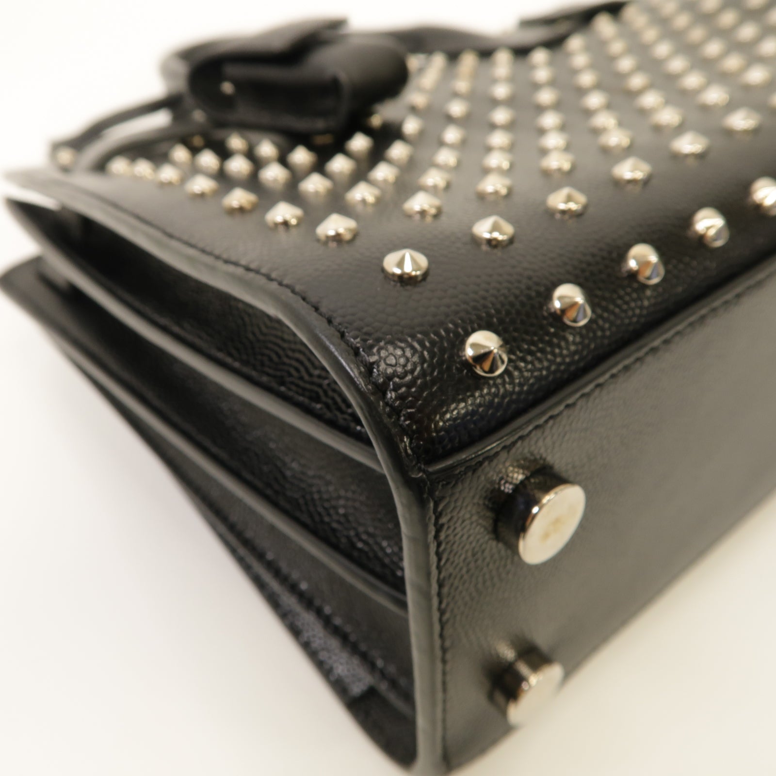 SAINT LAURENT 【激減優惠】牛皮皮革Nano Studded Sac de Jour銀扣手挽肩背兩用袋黑色