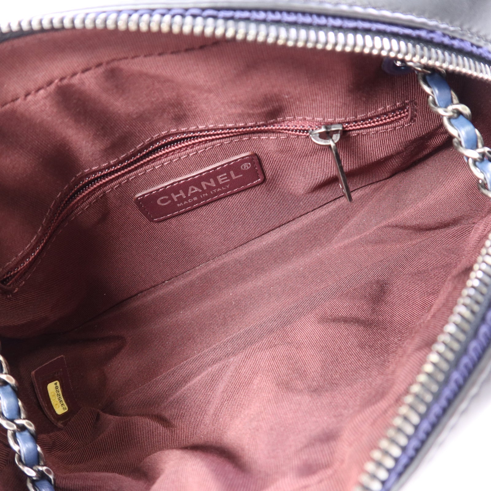 CHANEL 牛皮皮革Chain Shoulder Bag銀扣鏈帶肩背袋