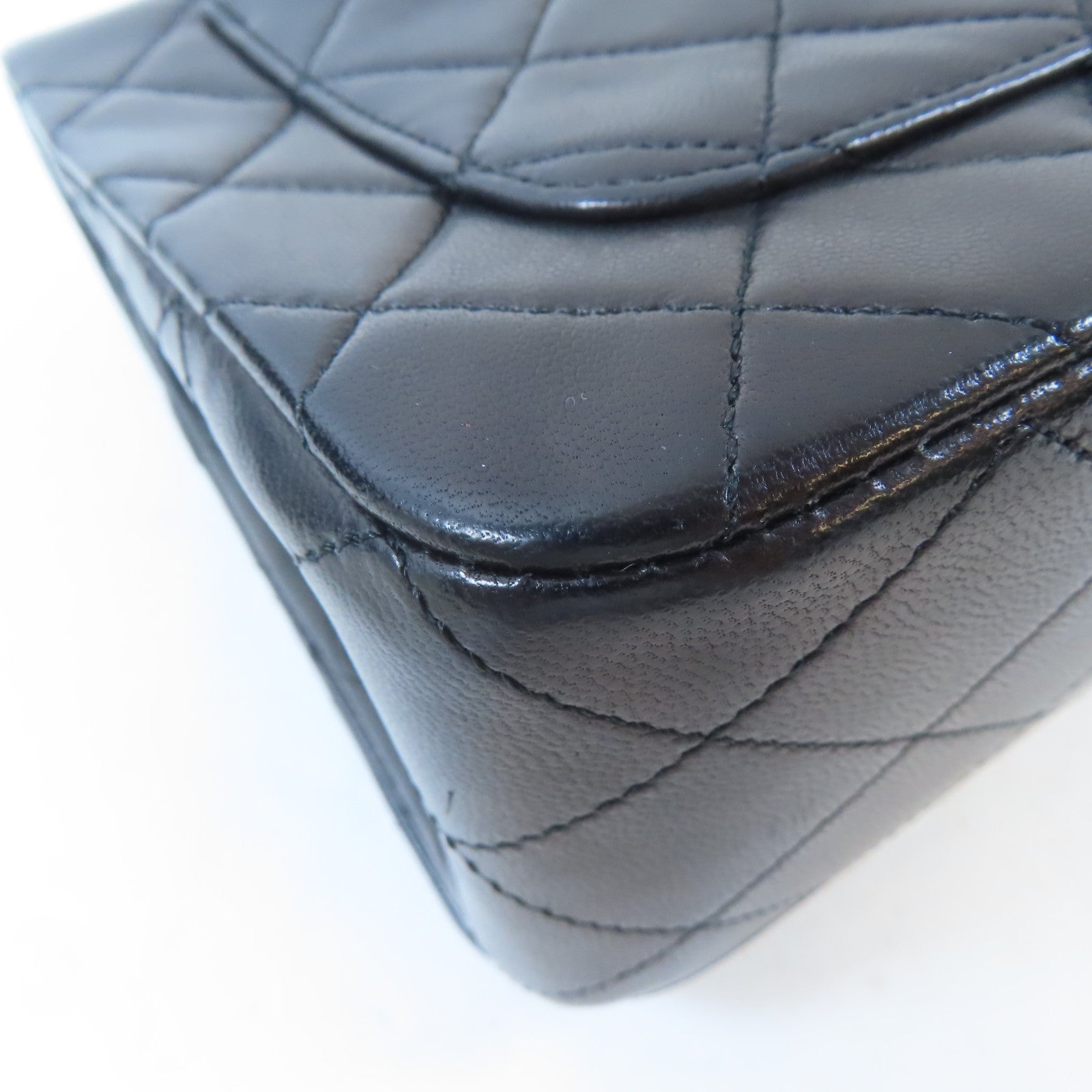 CHANEL 菱格牛皮皮革Chain Shoulder Bag金扣鏈帶肩背袋黑色