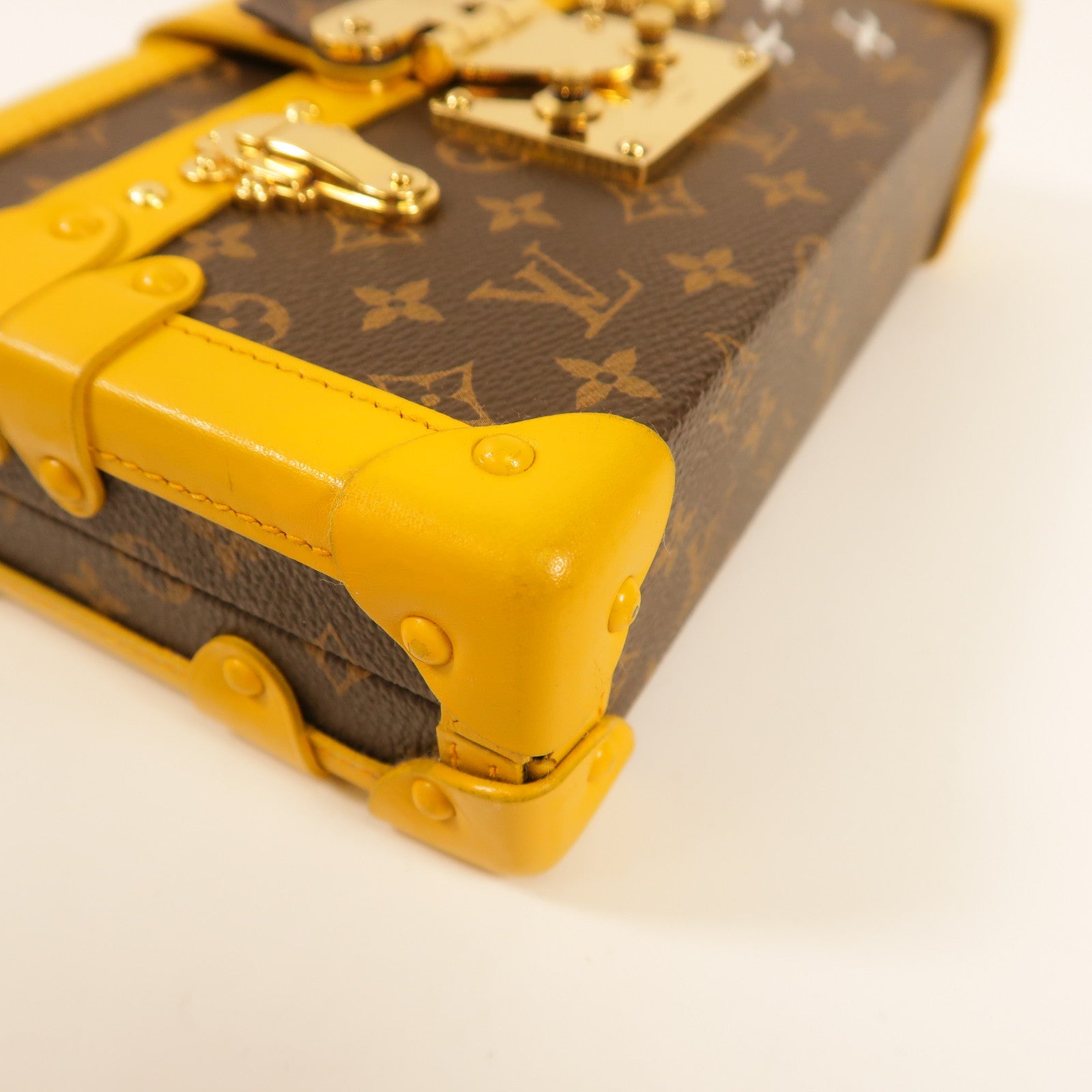 LOUIS VUITTON Monogram Petite Malle金扣肩背袋啡色/黃色