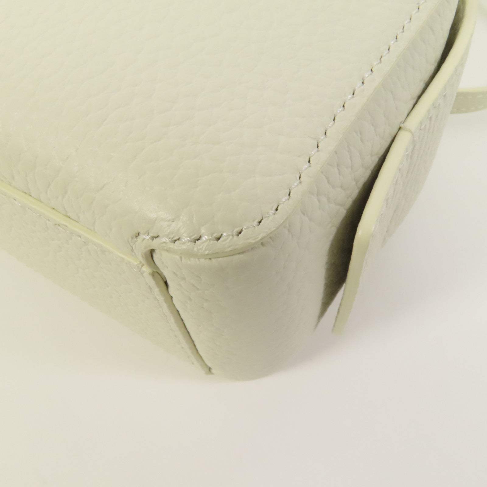 Delvaux 牛皮皮革Cool Box Nano金扣手挽肩背兩用袋