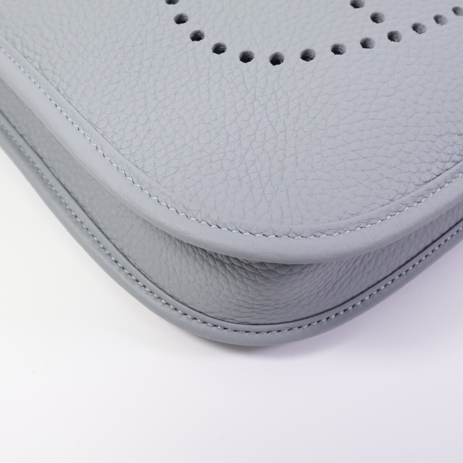 HERMES Clemence皮革Evelyne 23肩背袋Gris Pantin