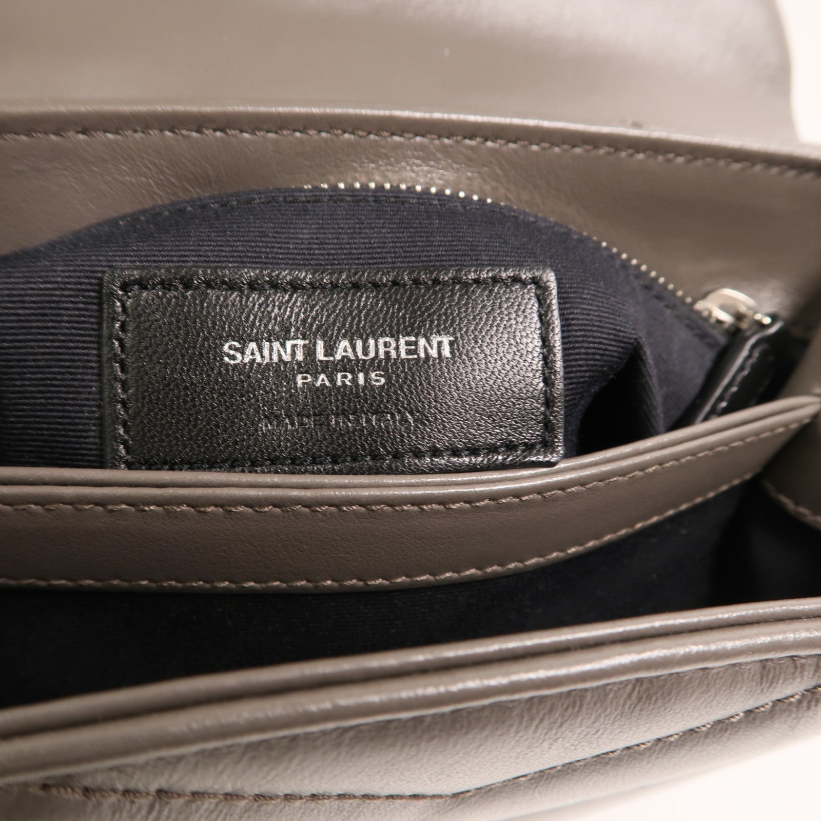 SAINT LAURENT 牛皮皮革Loulou Toy肩背袋
