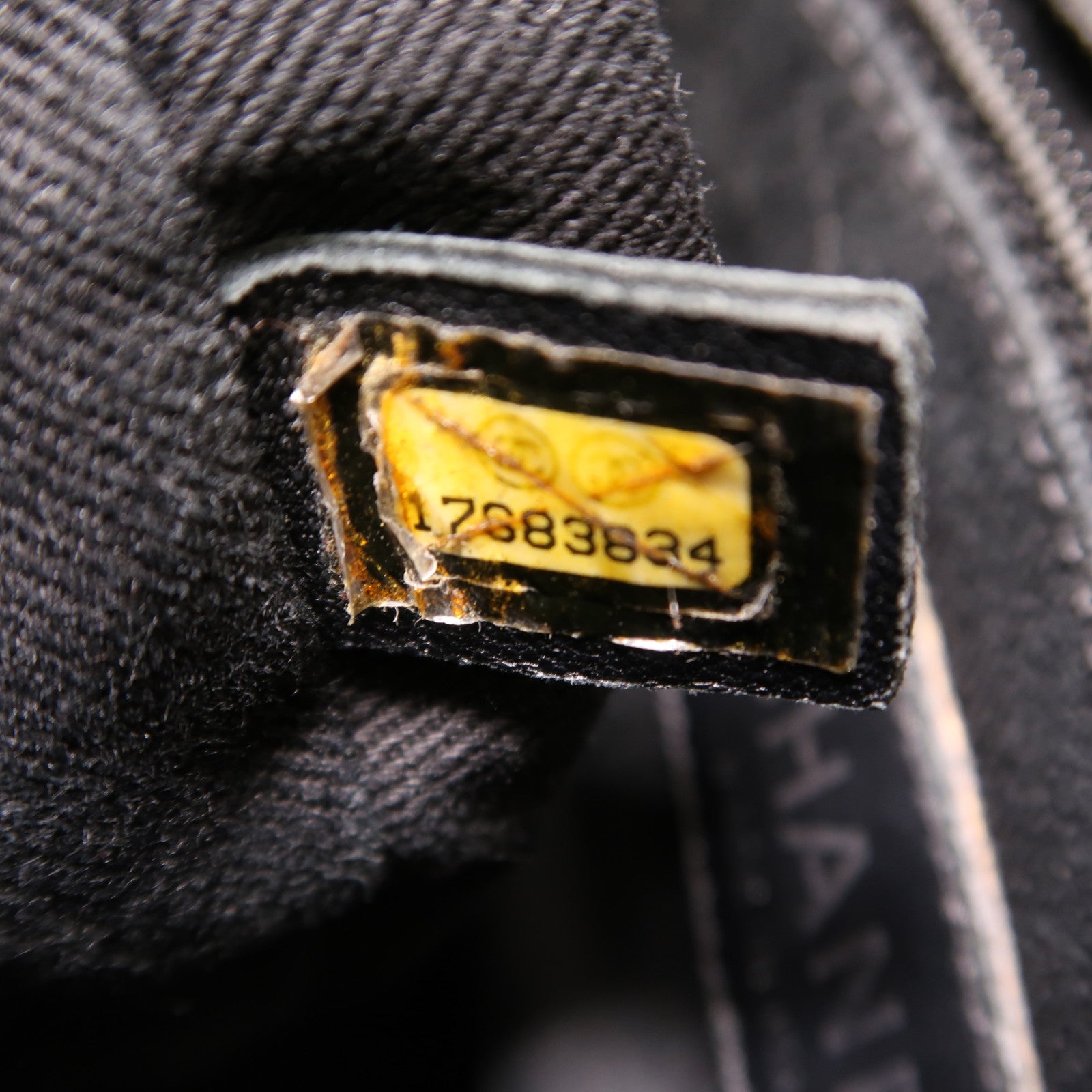 CHANEL 牛皮皮革Shoulder Bag銀扣鏈帶肩背袋