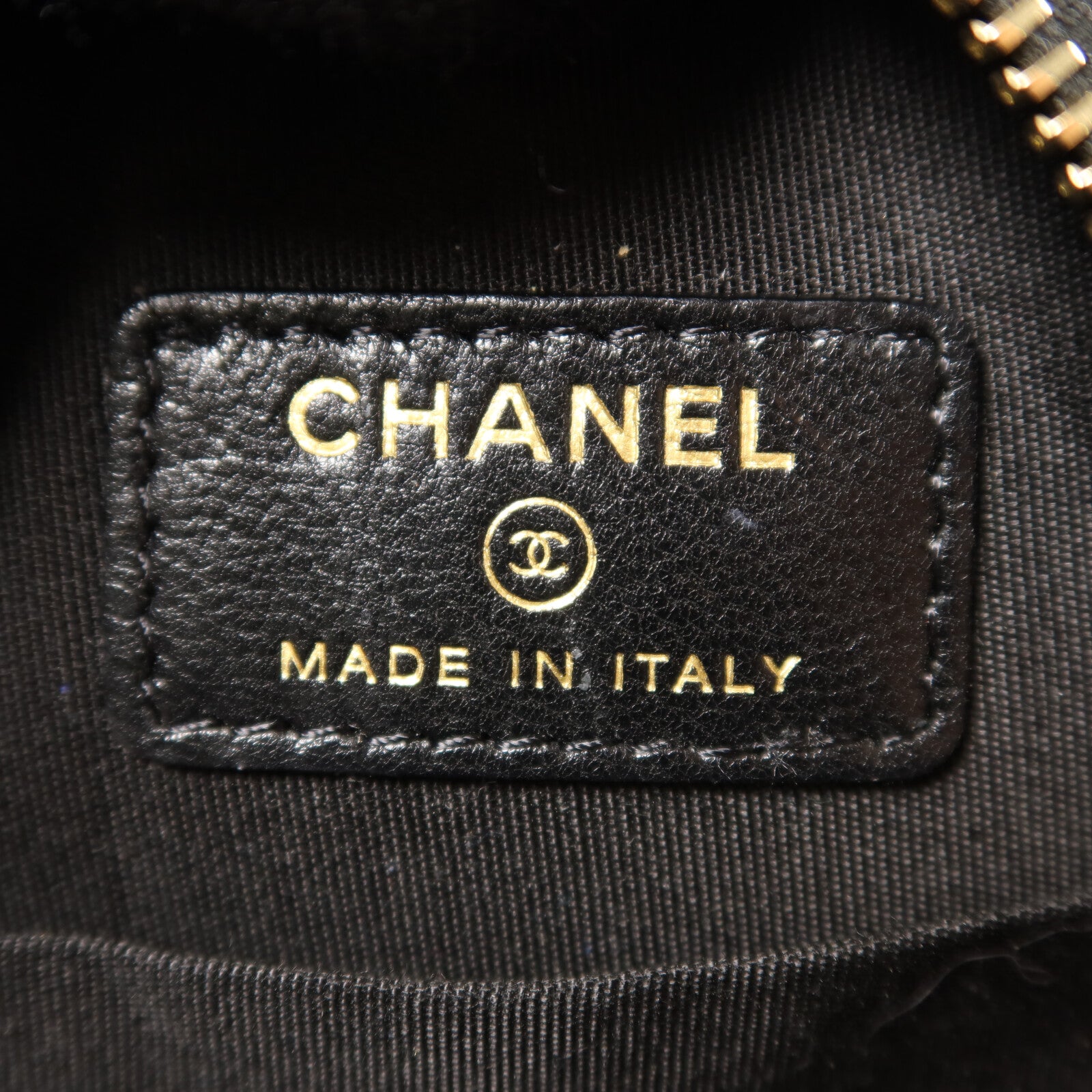 CHANEL 牛皮皮革Chain Shoulder金扣鏈帶肩背袋