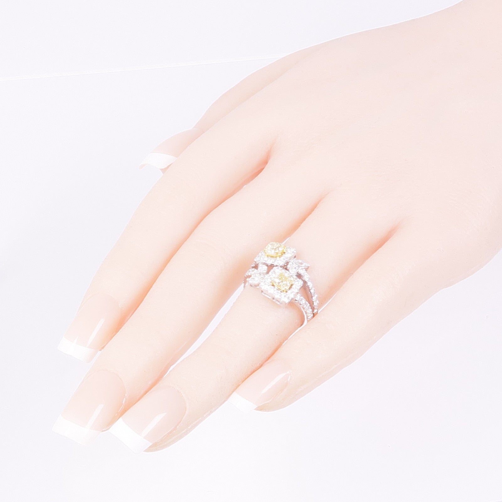 JEWELRY Diamond Ring 18K White Gold US #4.75