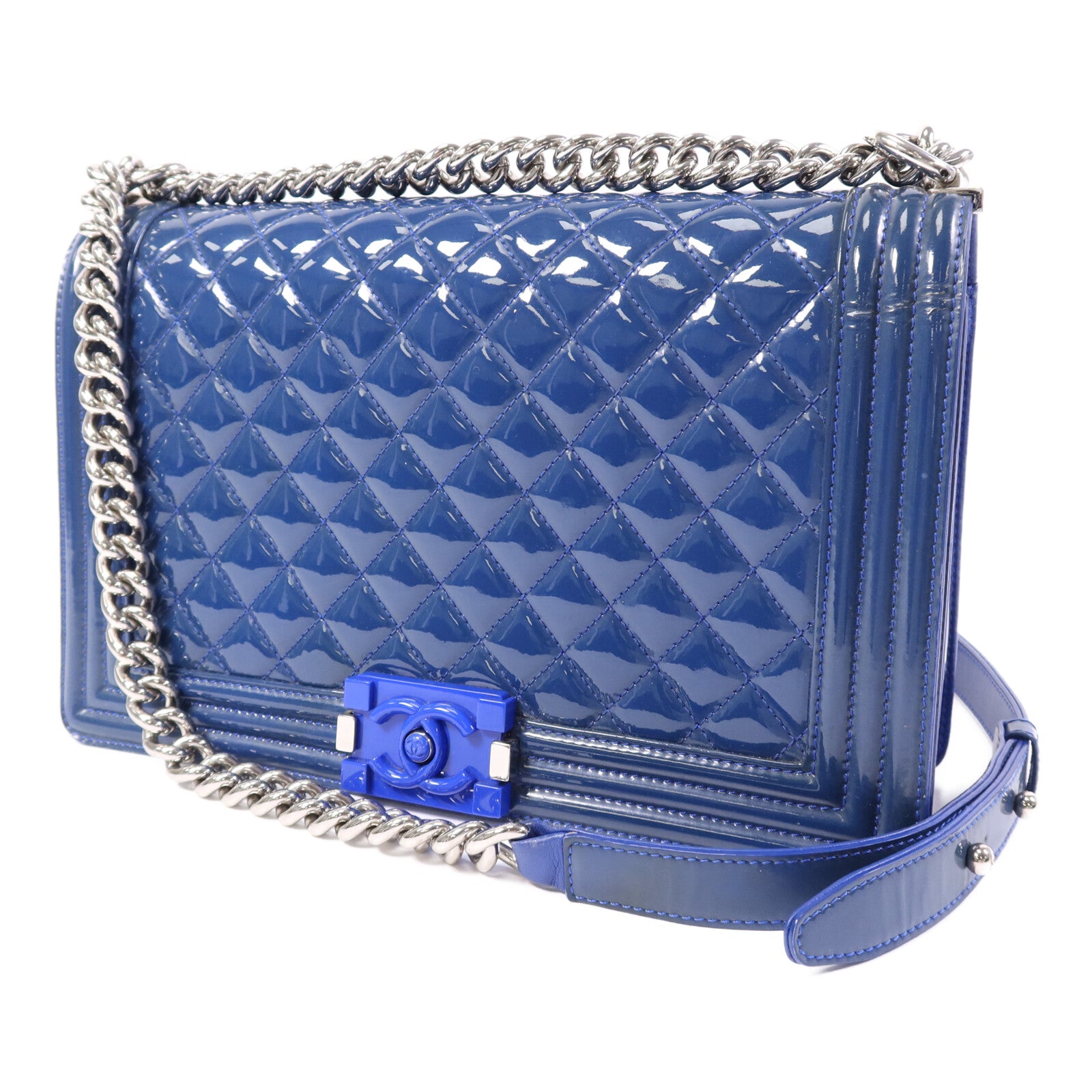 CHANEL 漆皮皮革Boy 28銀扣鏈帶肩背袋