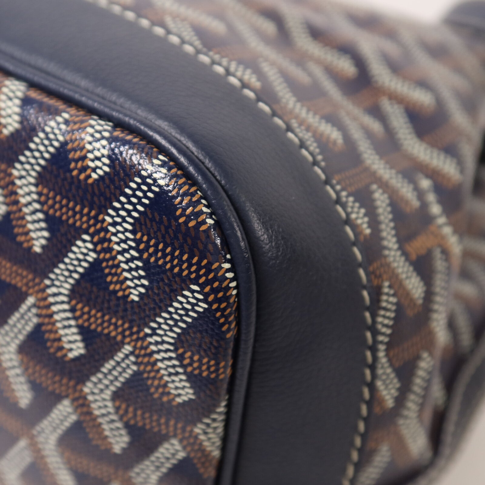 GOYARD 塗層帆布Petit Flot Bucket Bag銀扣肩背袋