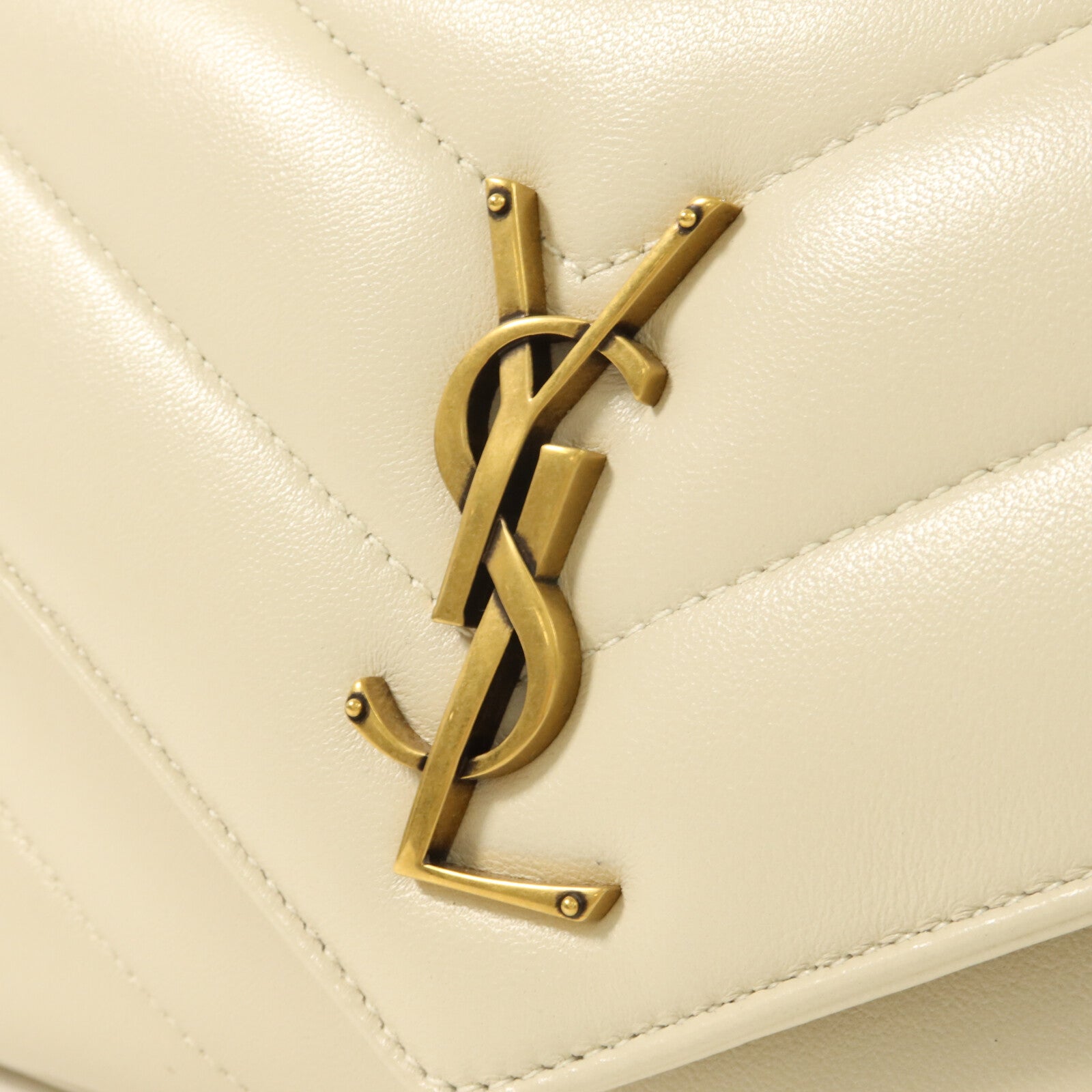 SAINT LAURENT 羊皮皮革Lou Lou Small鏈帶肩背袋