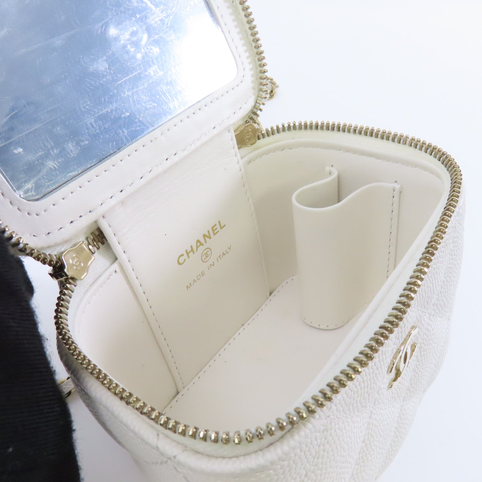 CHANEL 【激減優惠】菱格Caviar皮革Chain Shoulder Bag金扣鏈帶肩背袋白色