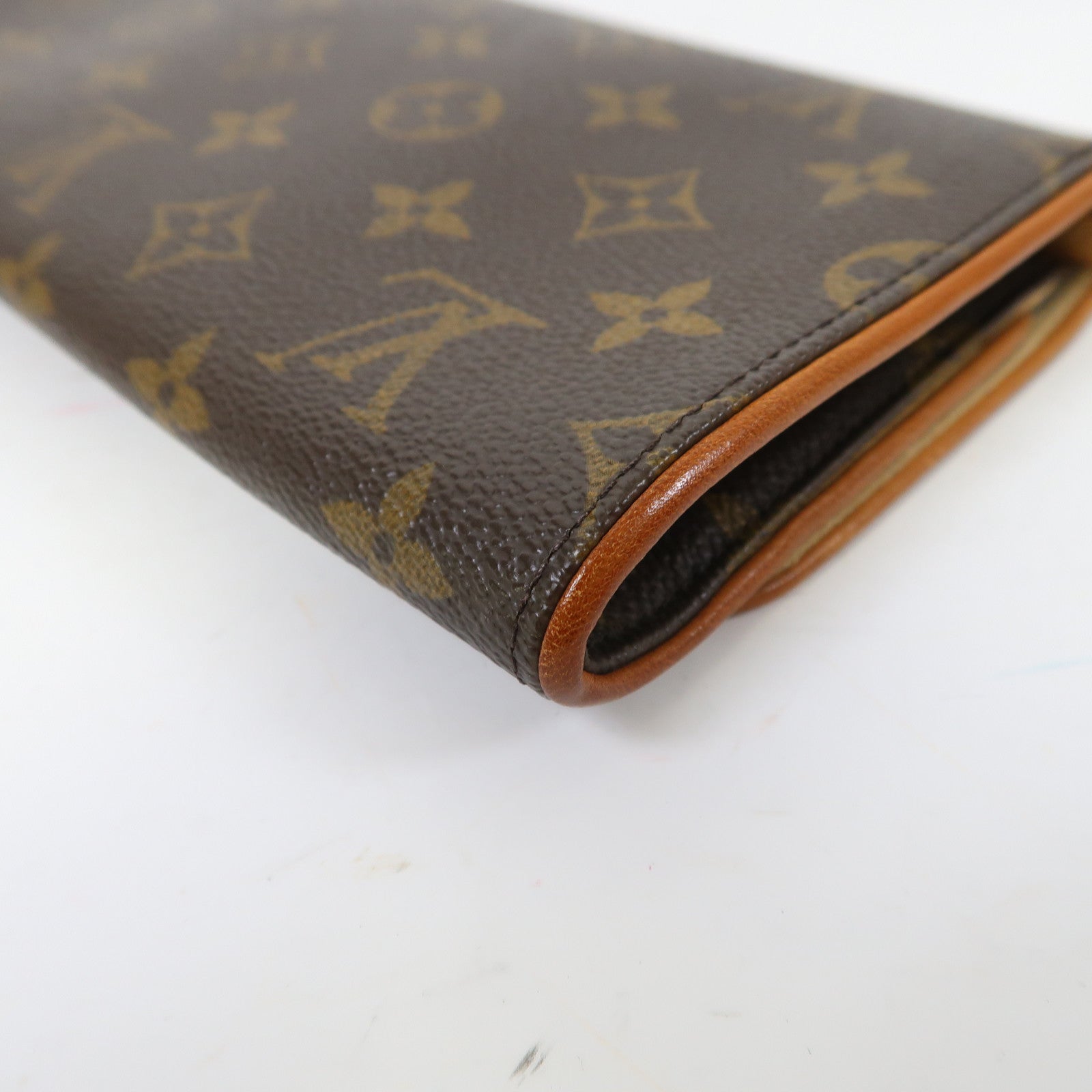 LOUIS VUITTON 【激減優惠】Monogram Pochette Twin金扣肩背袋啡色