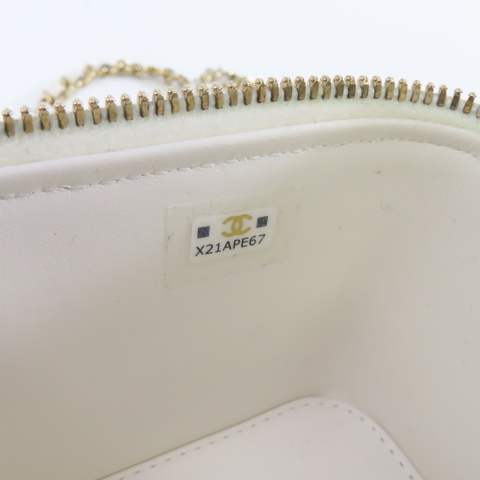 CHANEL 【激減優惠】菱格Caviar皮革Chain Shoulder Bag金扣鏈帶肩背袋白色
