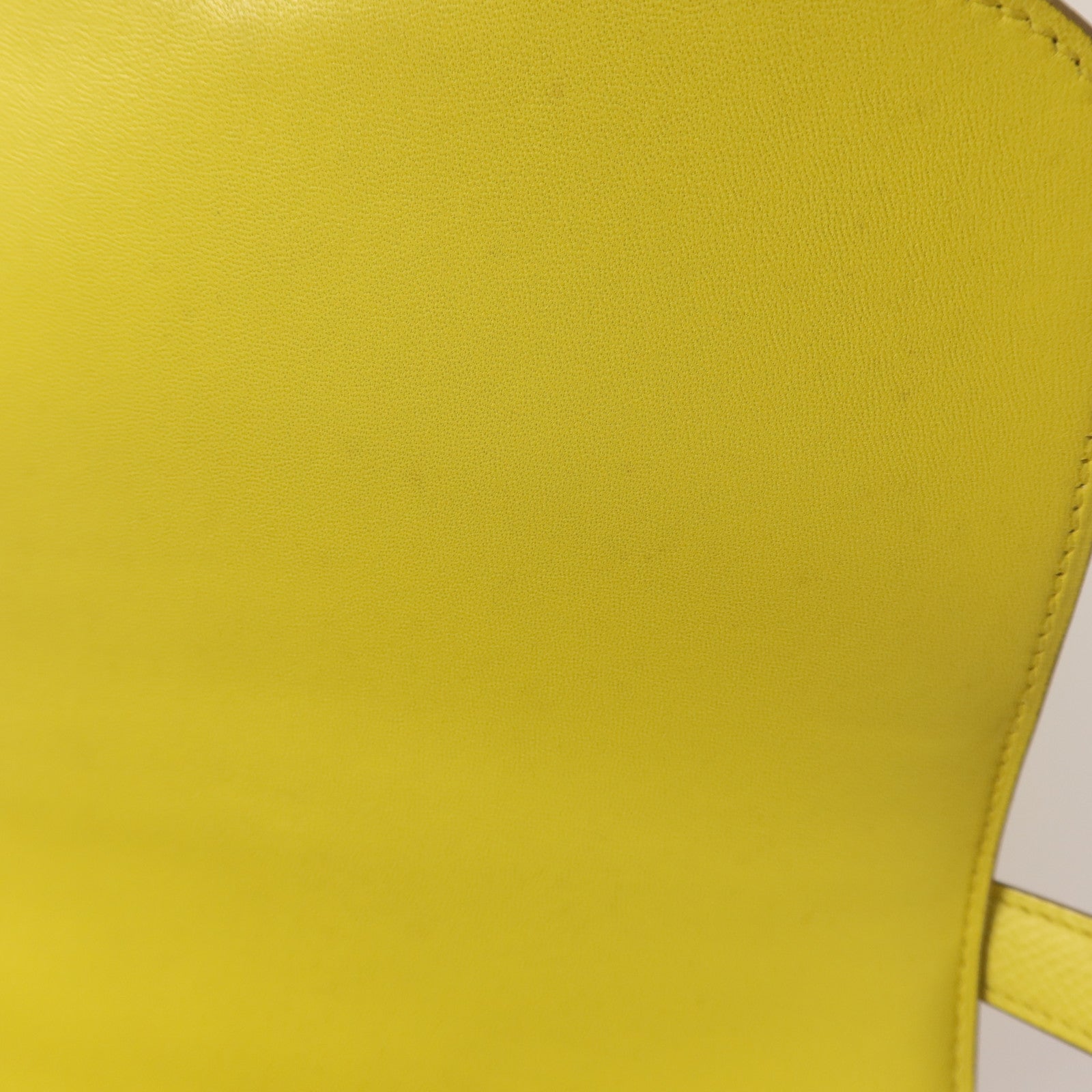HERMES Epsom皮革Constance 24銀扣肩背袋Lime