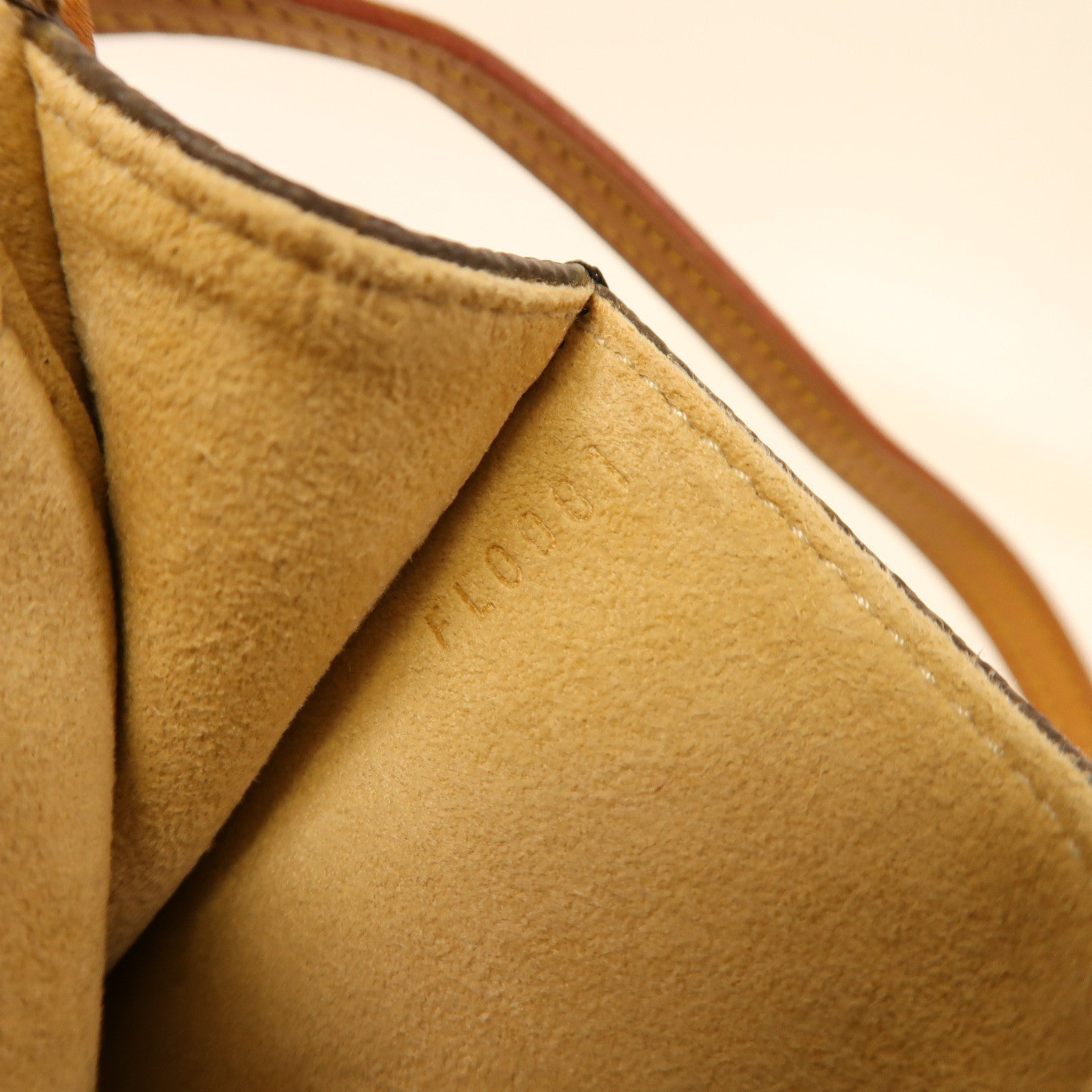 LOUIS VUITTON 【激減優惠】Monogram Pochette Twin金扣肩背袋啡色